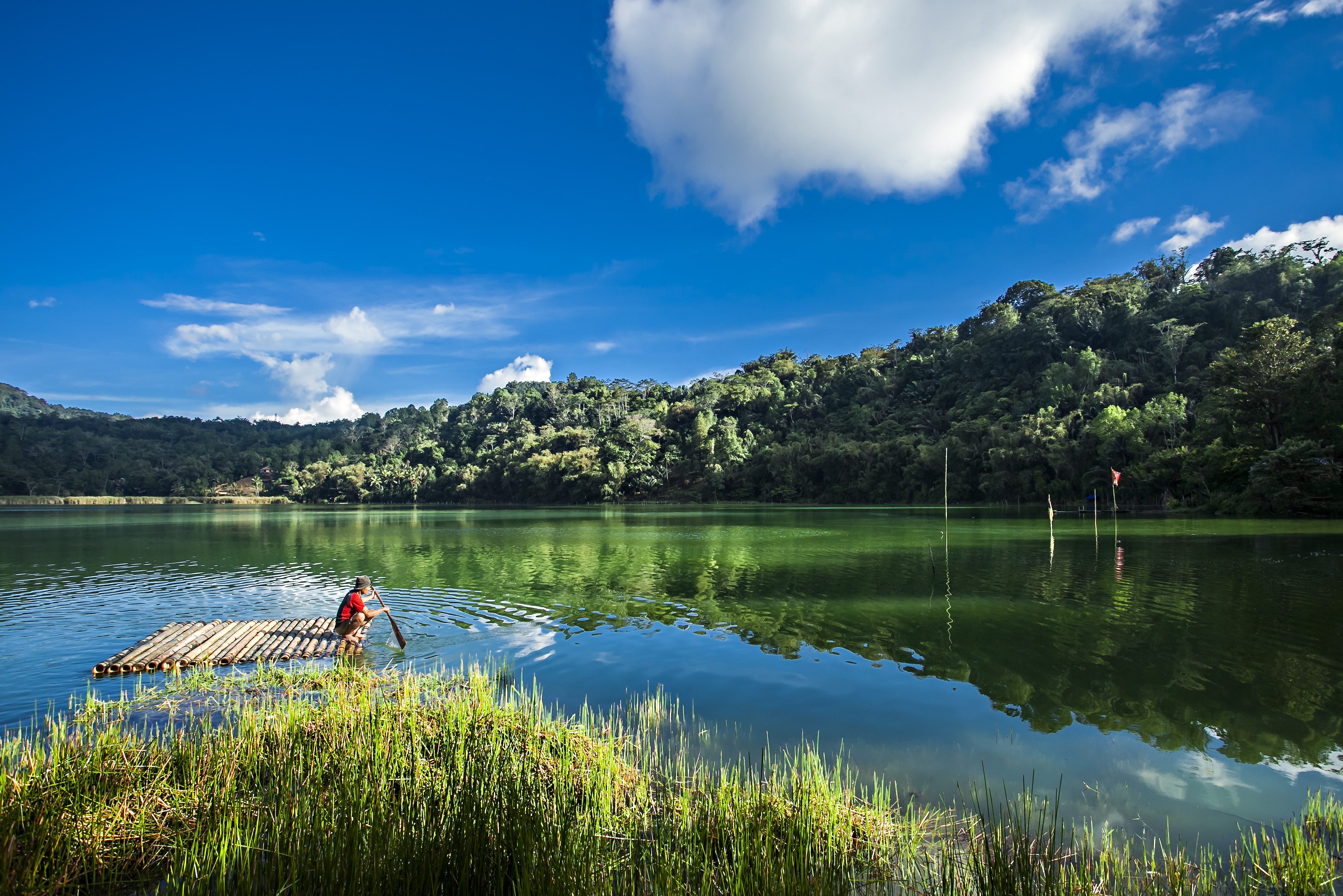 Lake Linow vlakbij Manado Sulawesi