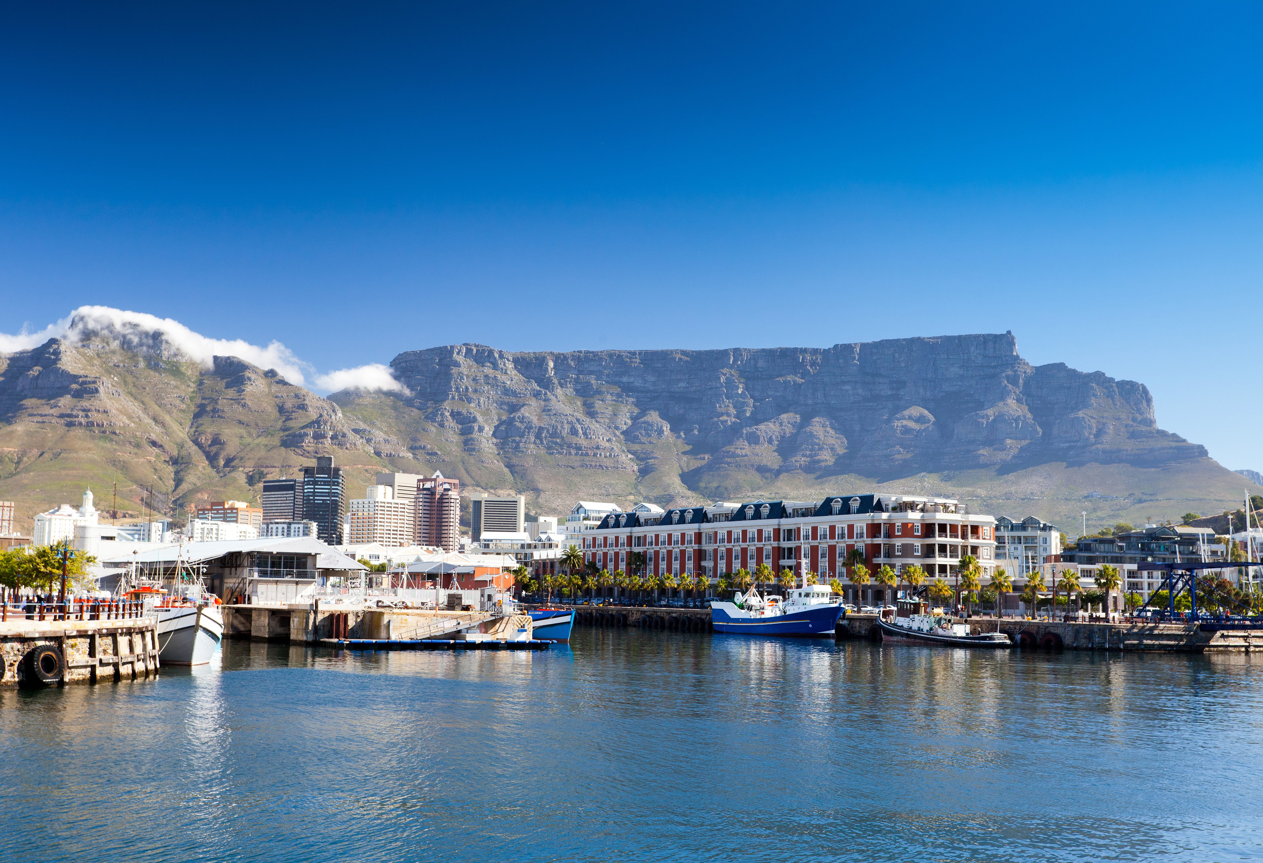 Кейптаун фото. V A Waterfront Кейптаун. Набережная Виктории и Альфреда Кейптаун. Набережная Виктории и Альфреда Кейптаун ЮАР. Waterfront Cape Town.