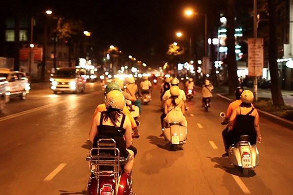Streetfood tour per Vespa in Ho Chi Minh Stad, Vietnam