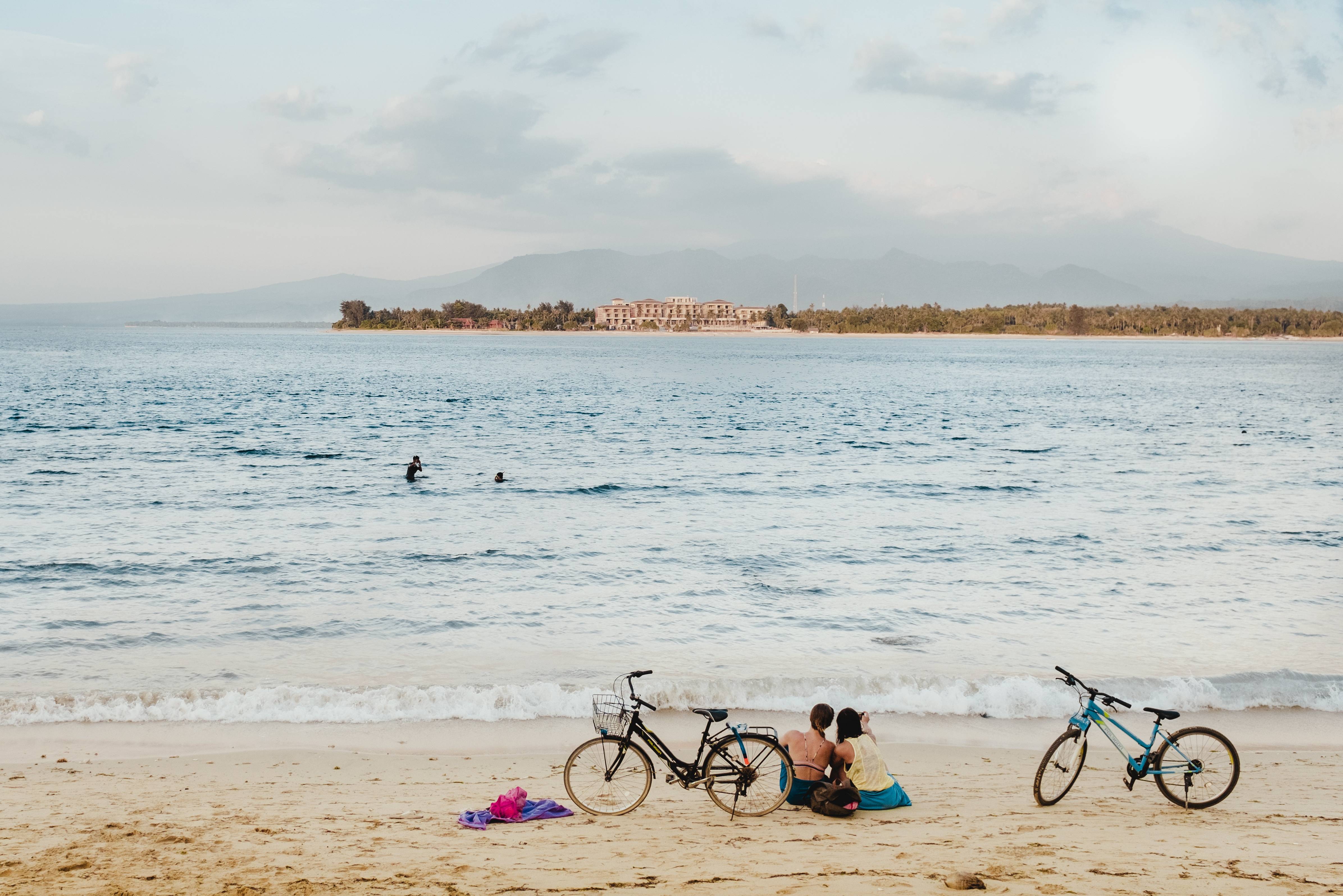Uitzicht van het strand van Gili Air