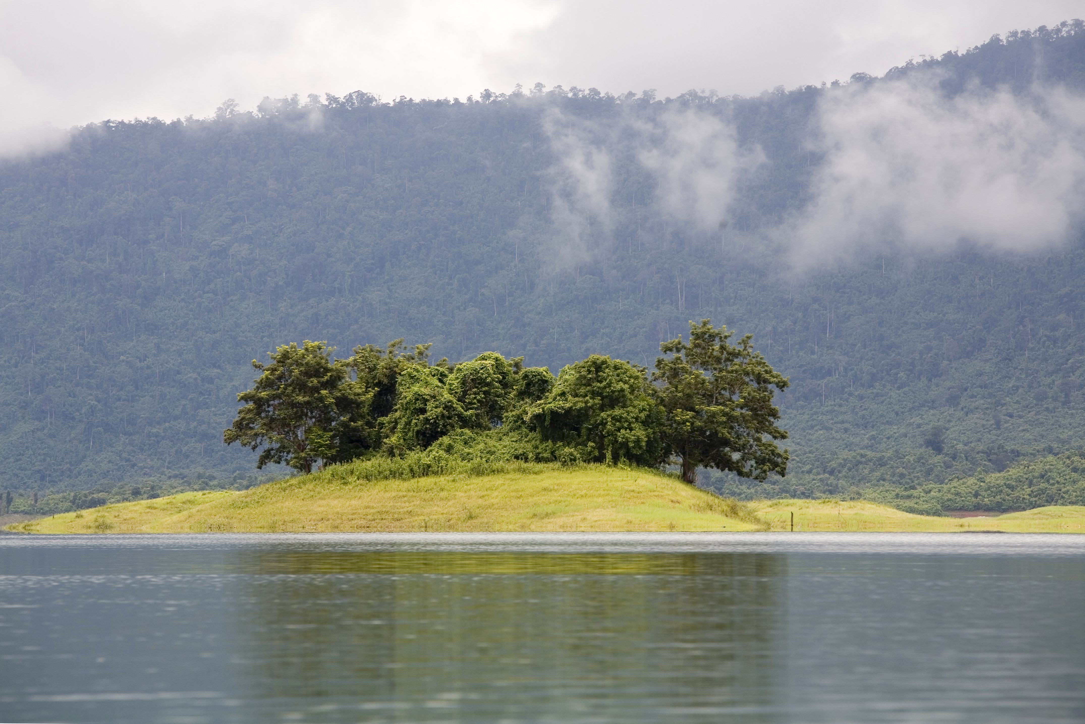 Nam Ngum Lake in de regio Vientiane, Laos