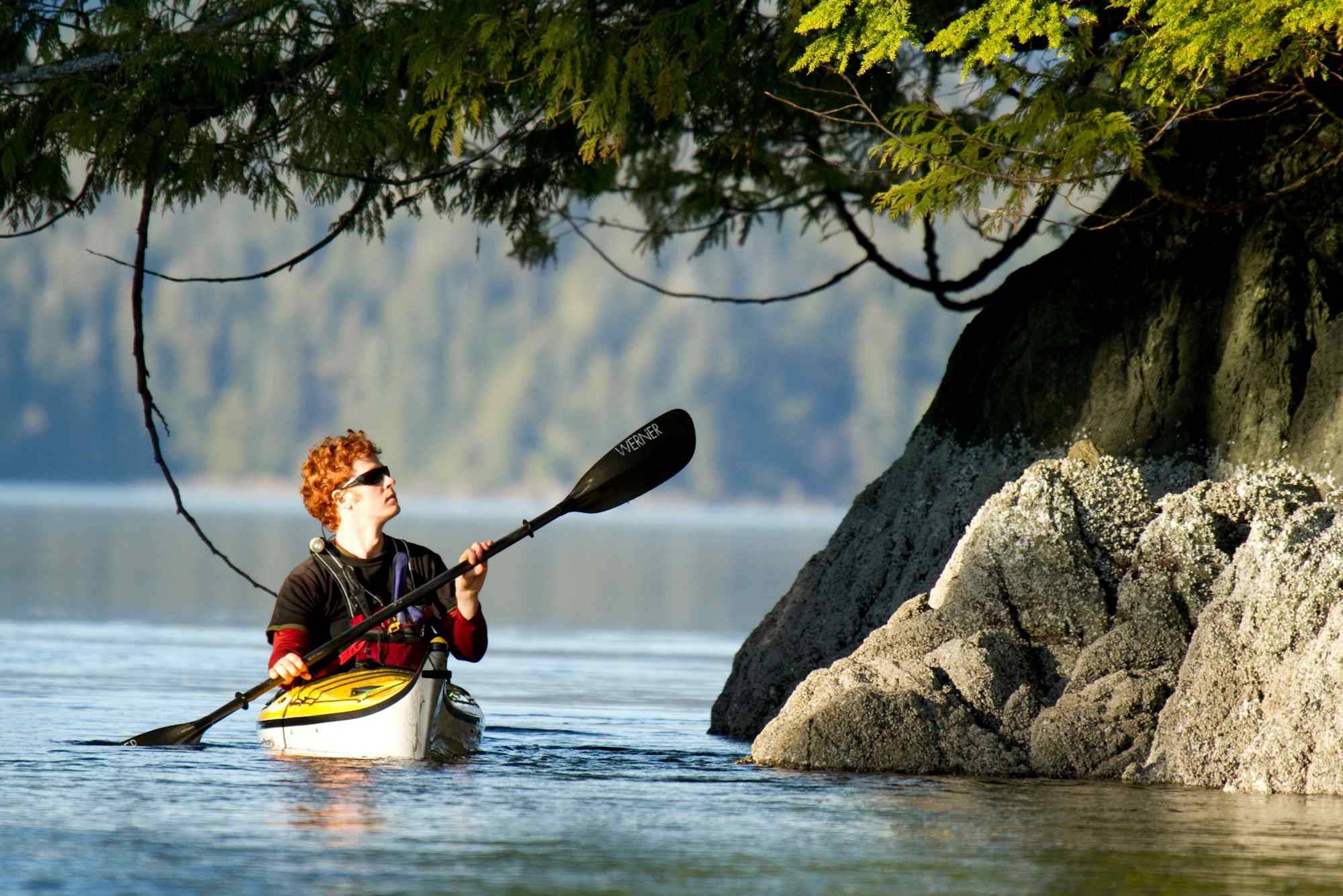 Kajakken bij Tofino op Vancouver Island