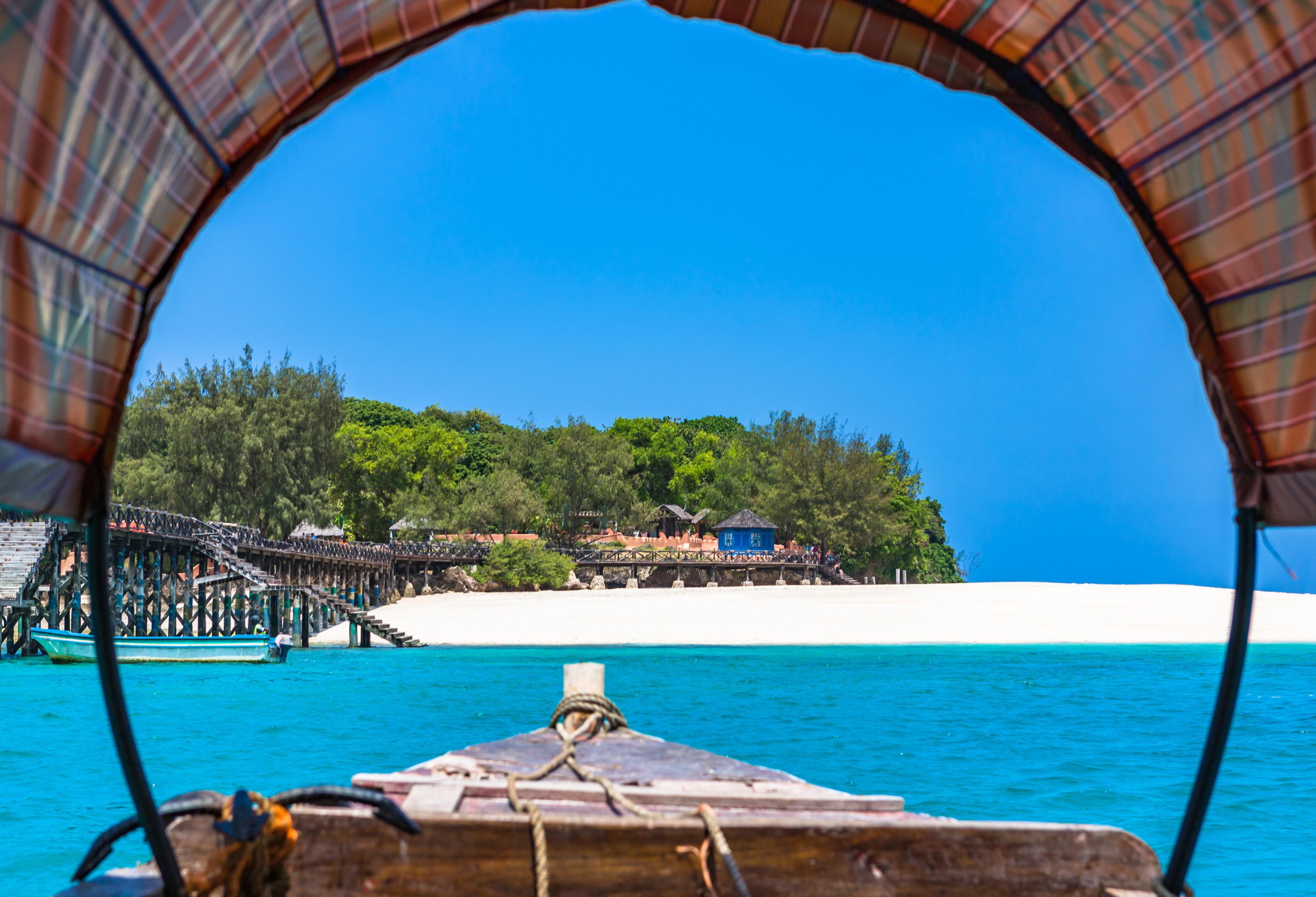 Prison Island bij Zanzibar gezien vanaf de boot