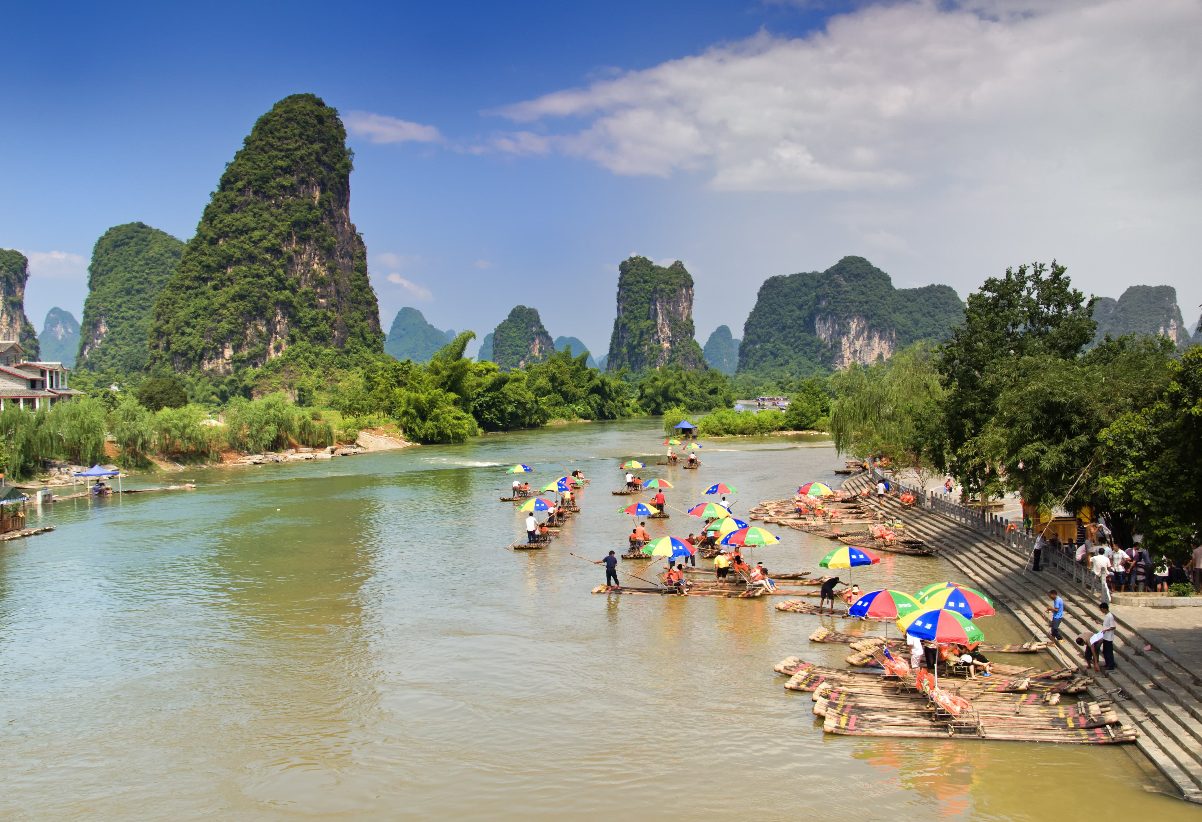 Bamboe raften bij Yangshuo in China