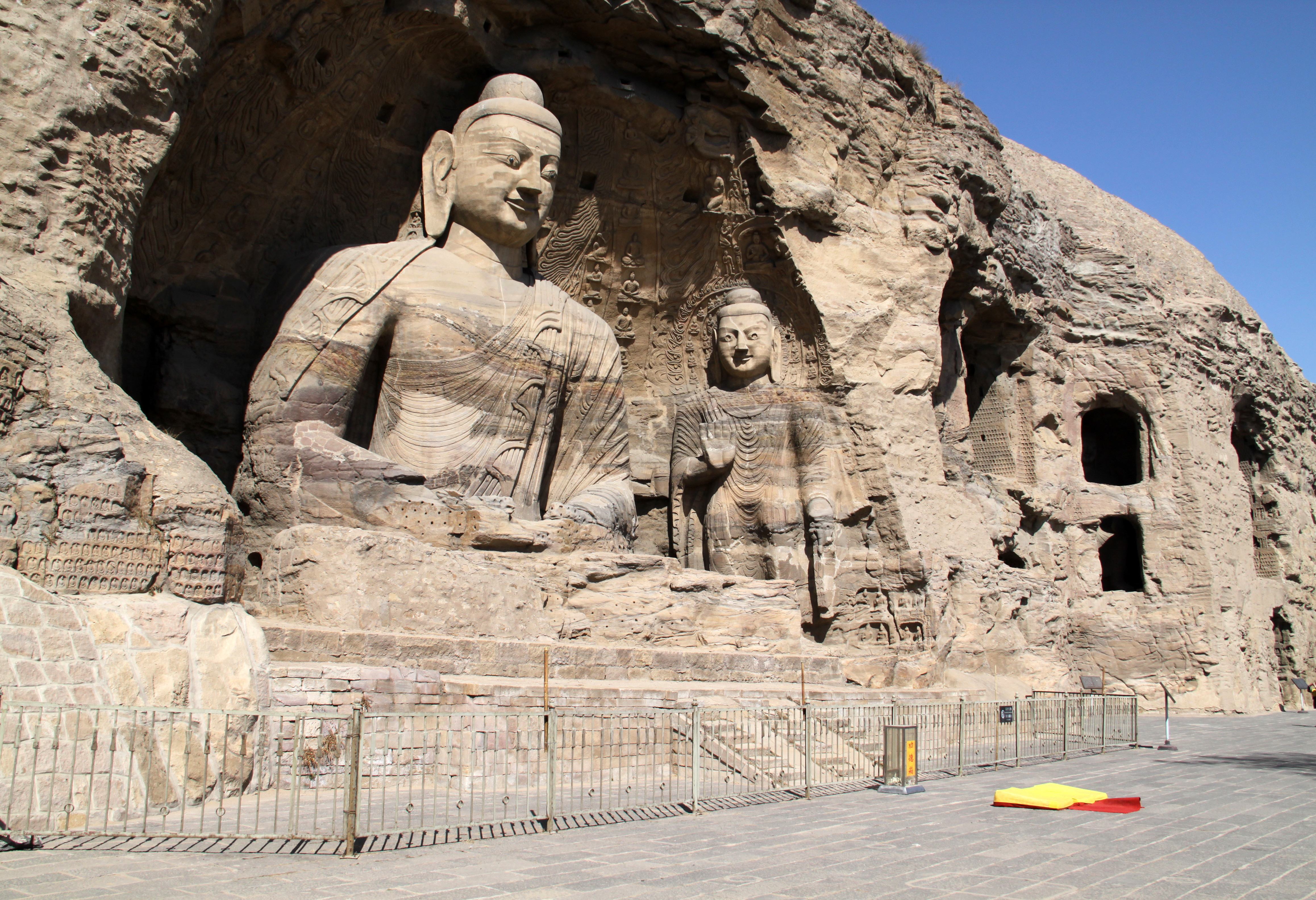 De Longmen grotten bij Luoyang in China