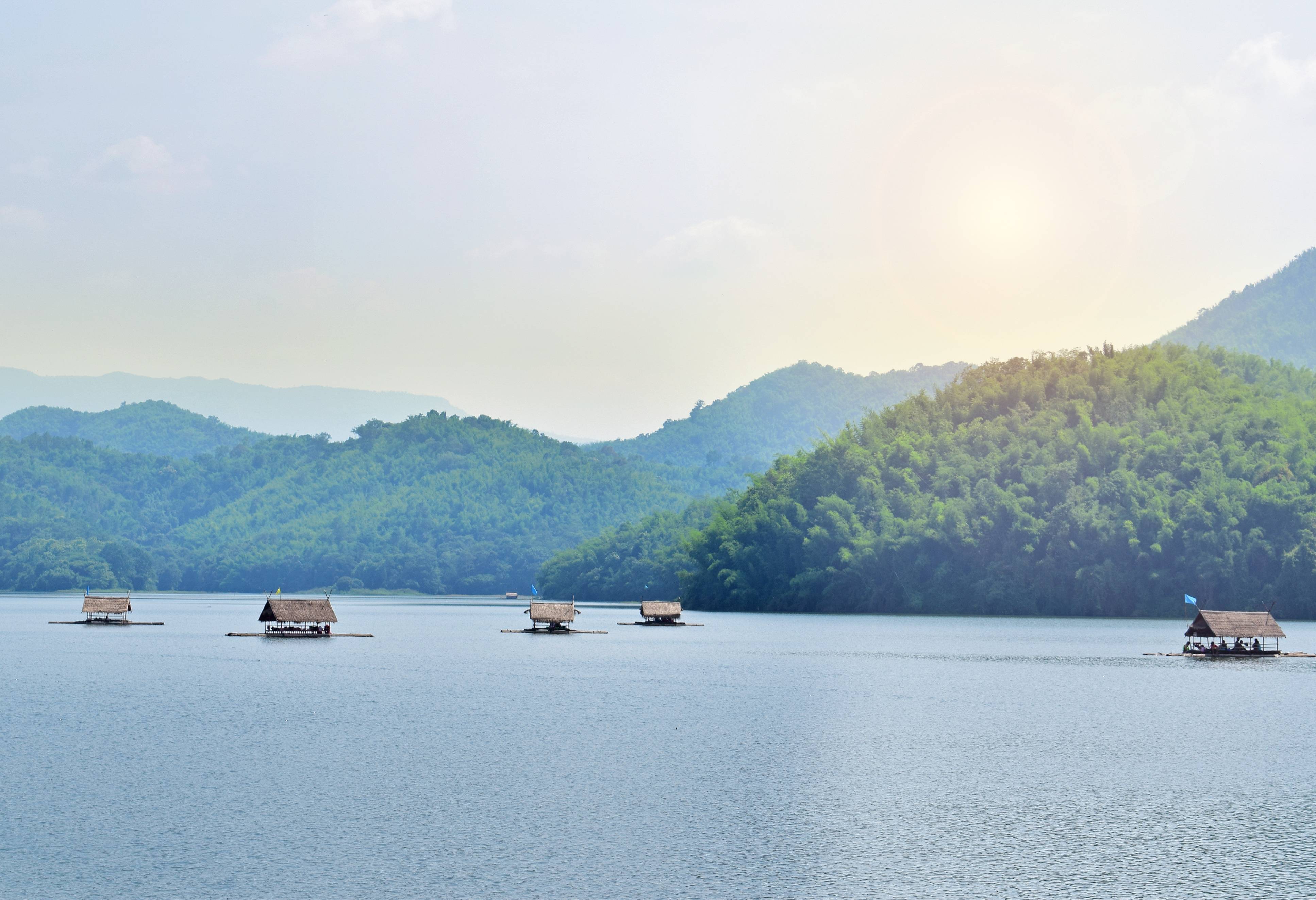 Huai Krathing meer in de regio van Loei, Thailand