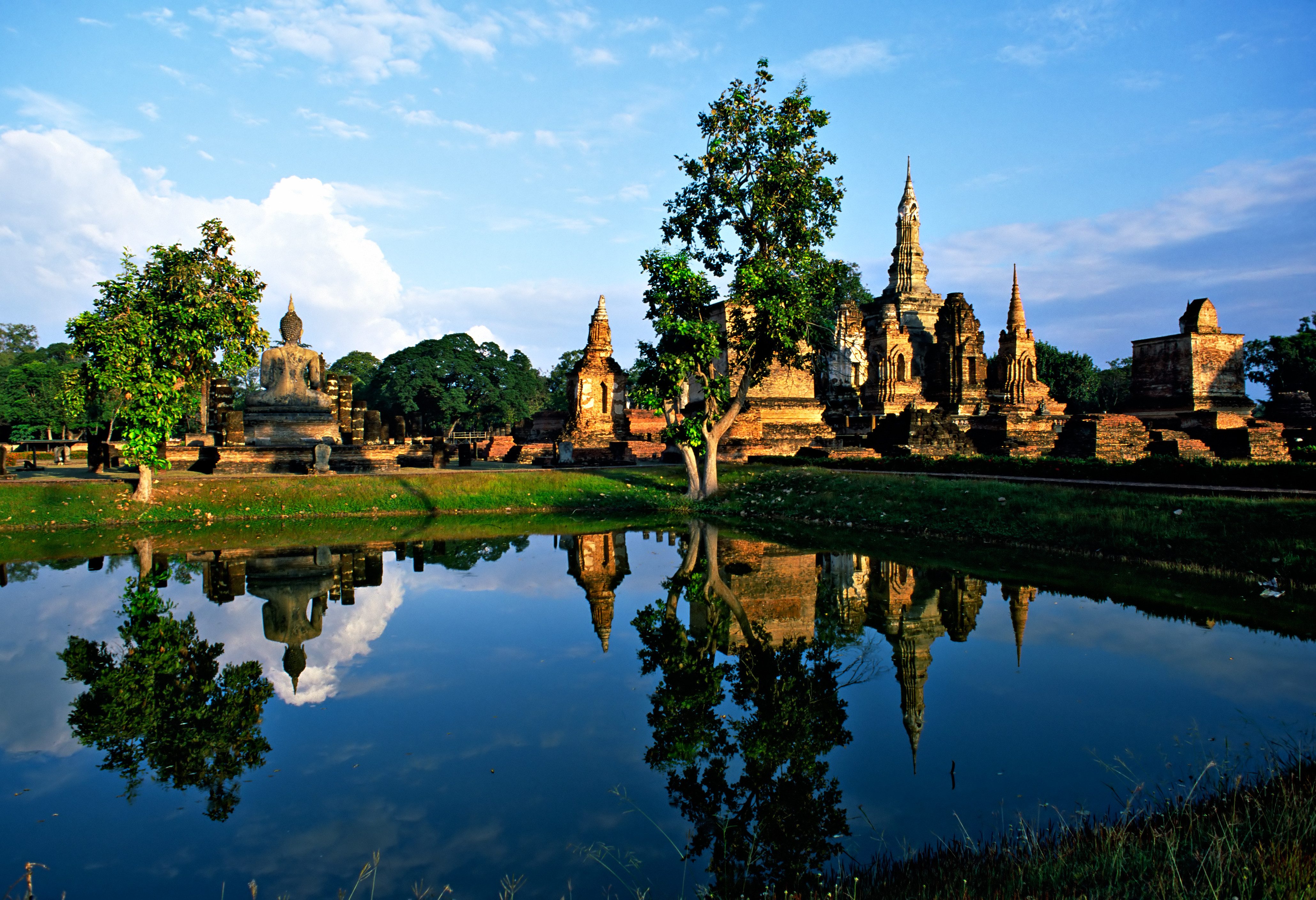 Wat Mahathat in het Sukhothai Historical Park in Thailand