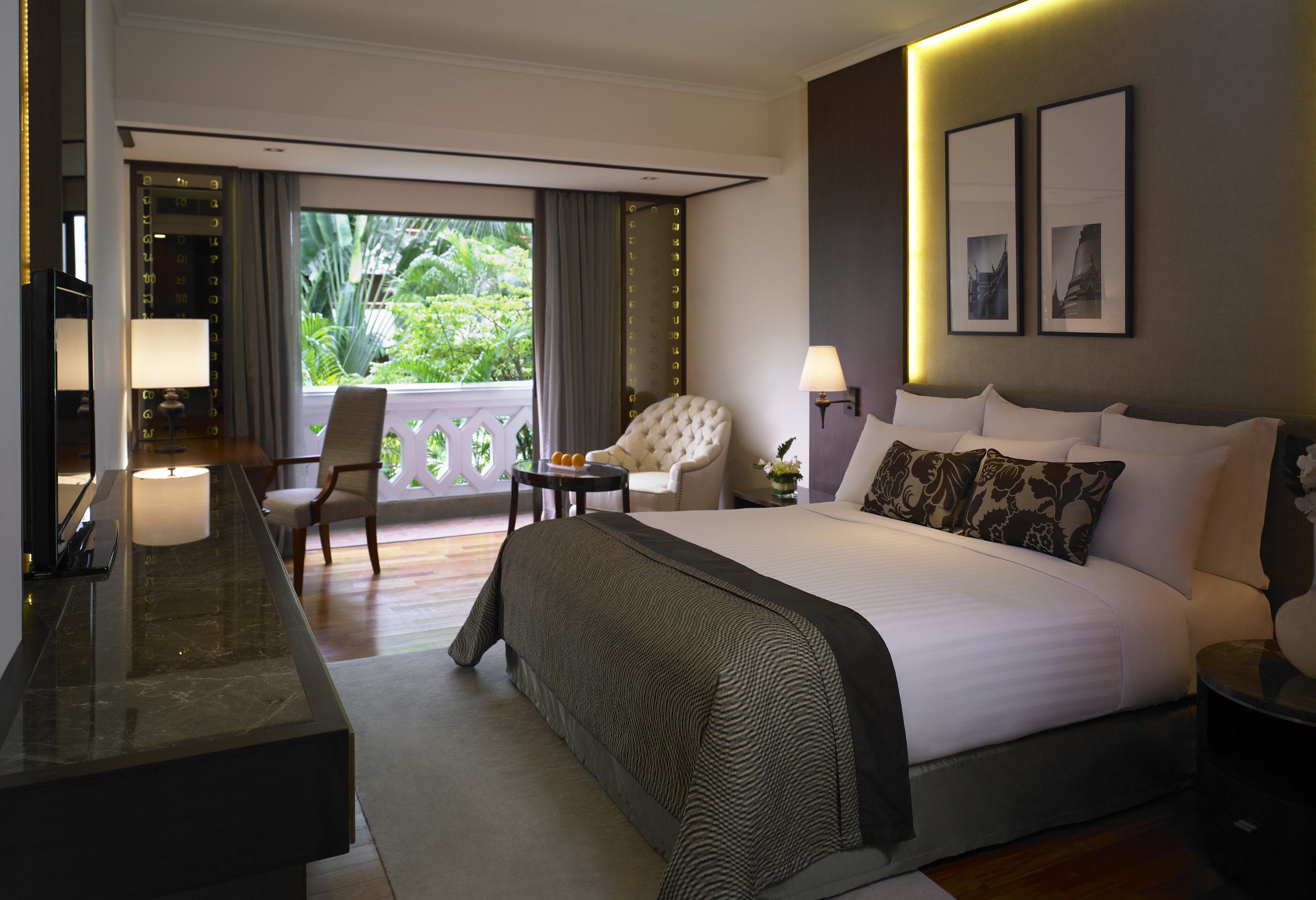 Deluxe kamer in het Anantara Bangkok Riverside Resort in Bangkok, Thailand