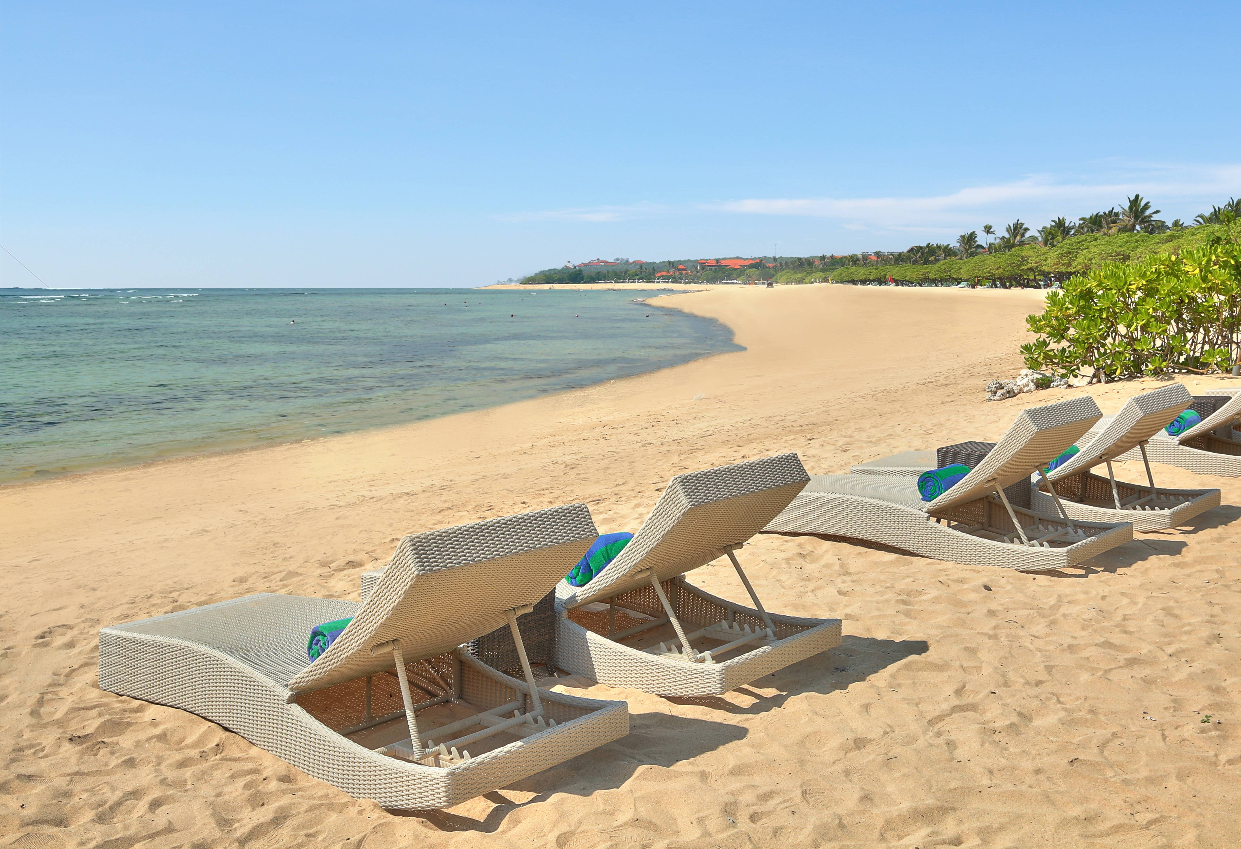 Strand bij het Mercure Hotel Nusa Dua op Bali
