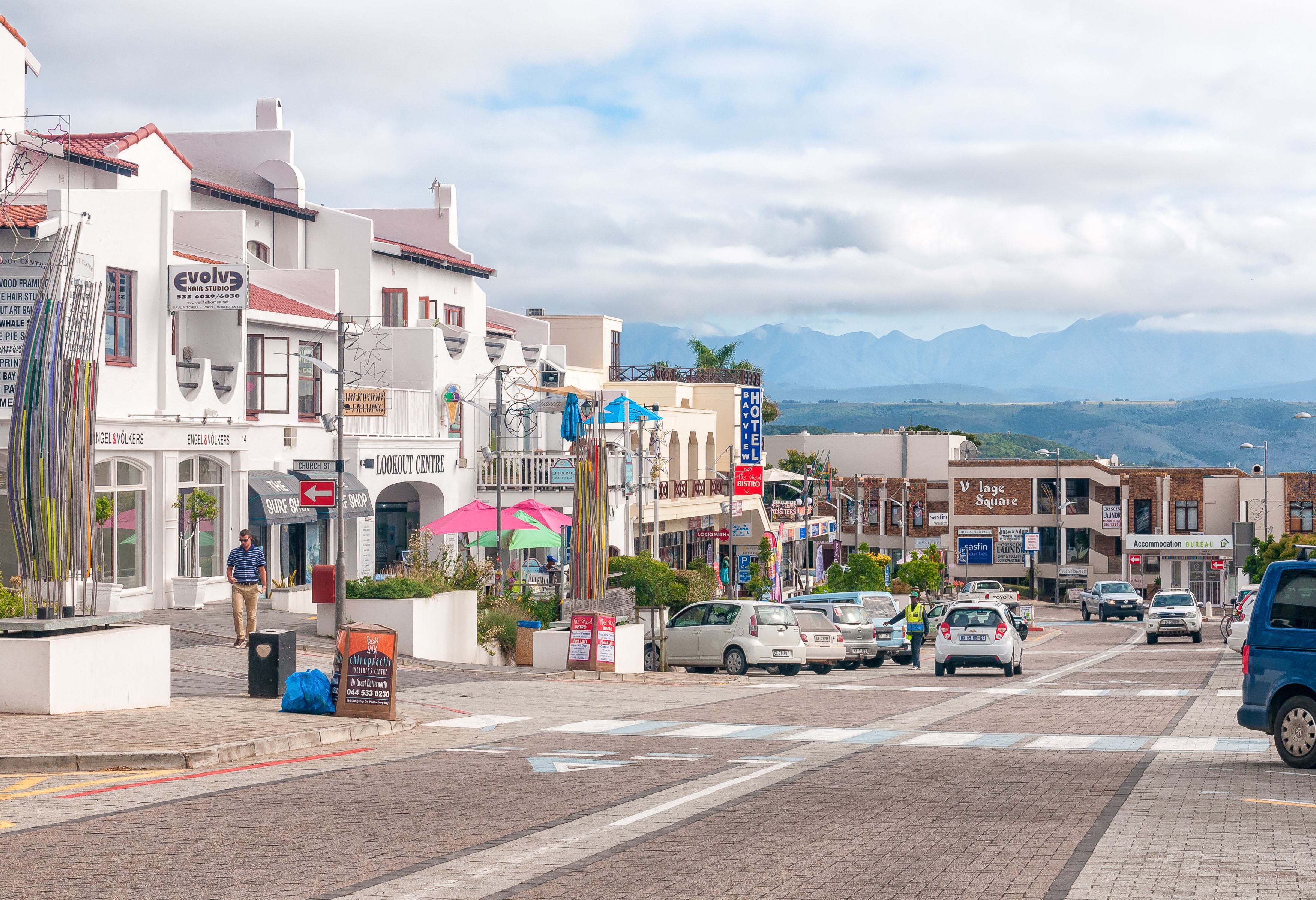 Het centrum van Plettenberg Bay in Zuid-Afrika