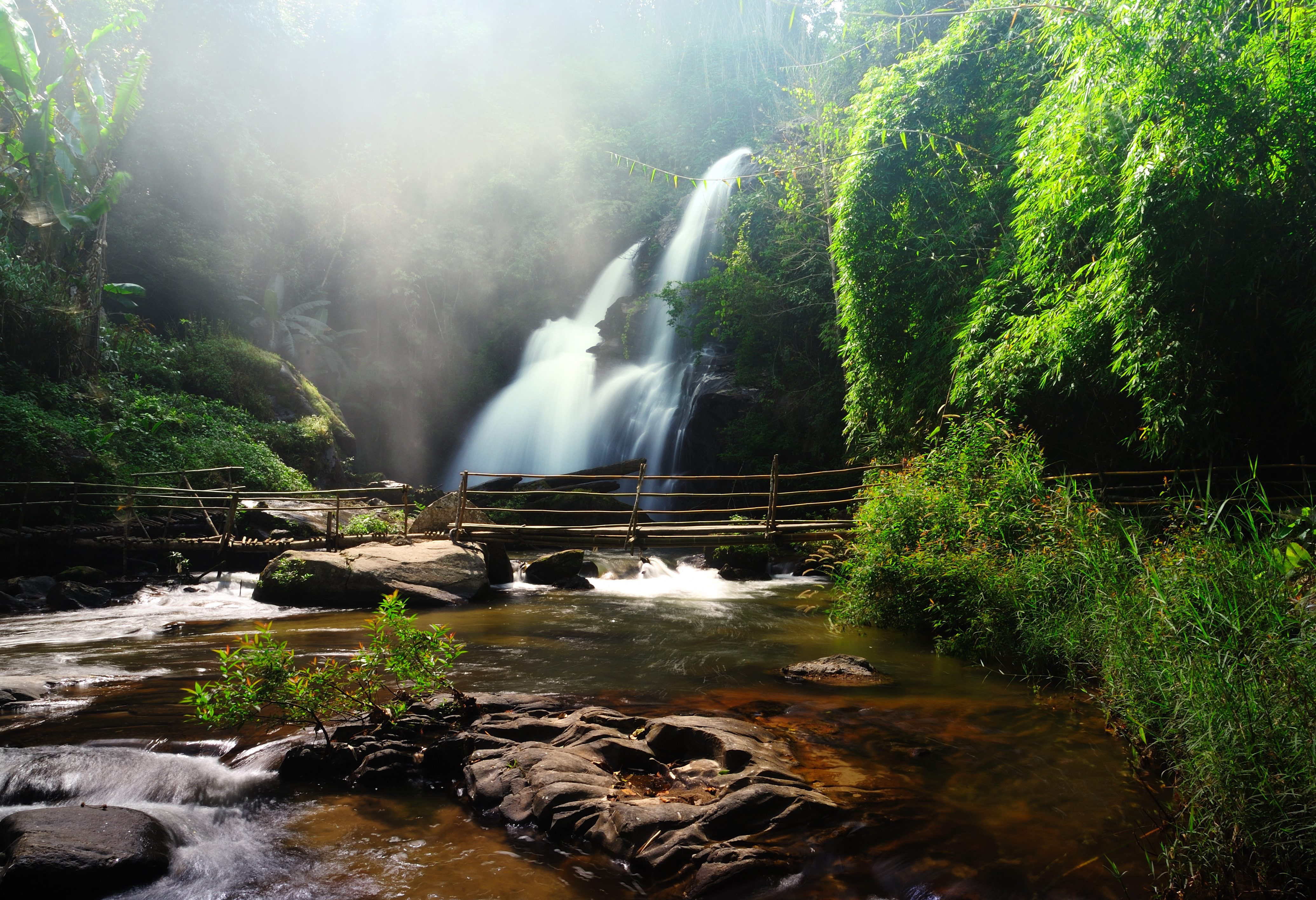 Vachirathan waterval in Doi Inthanon in Thailand