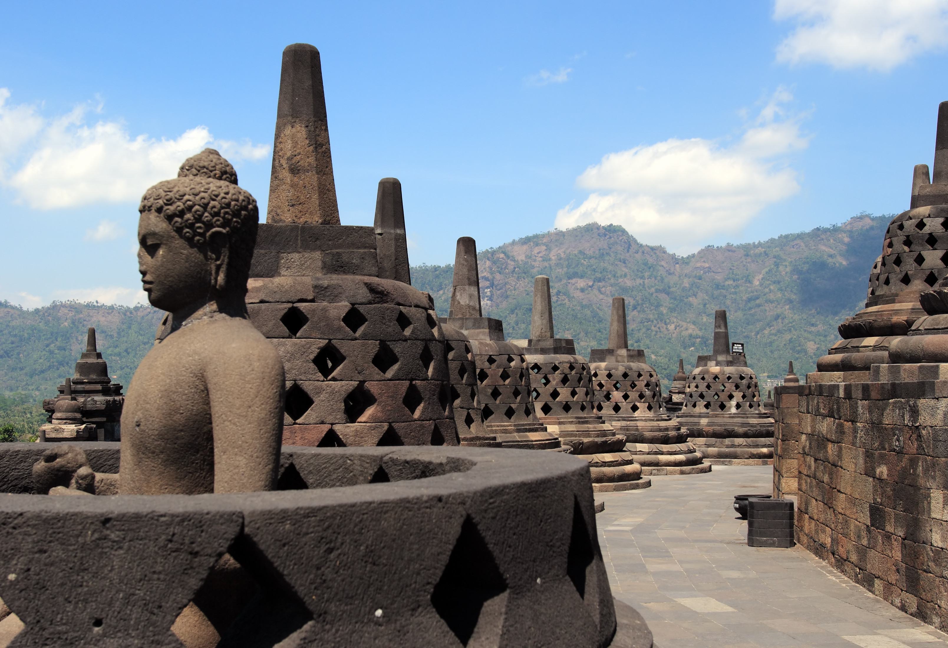 Borobudur tempel vlakbij Yogyakarta op Java