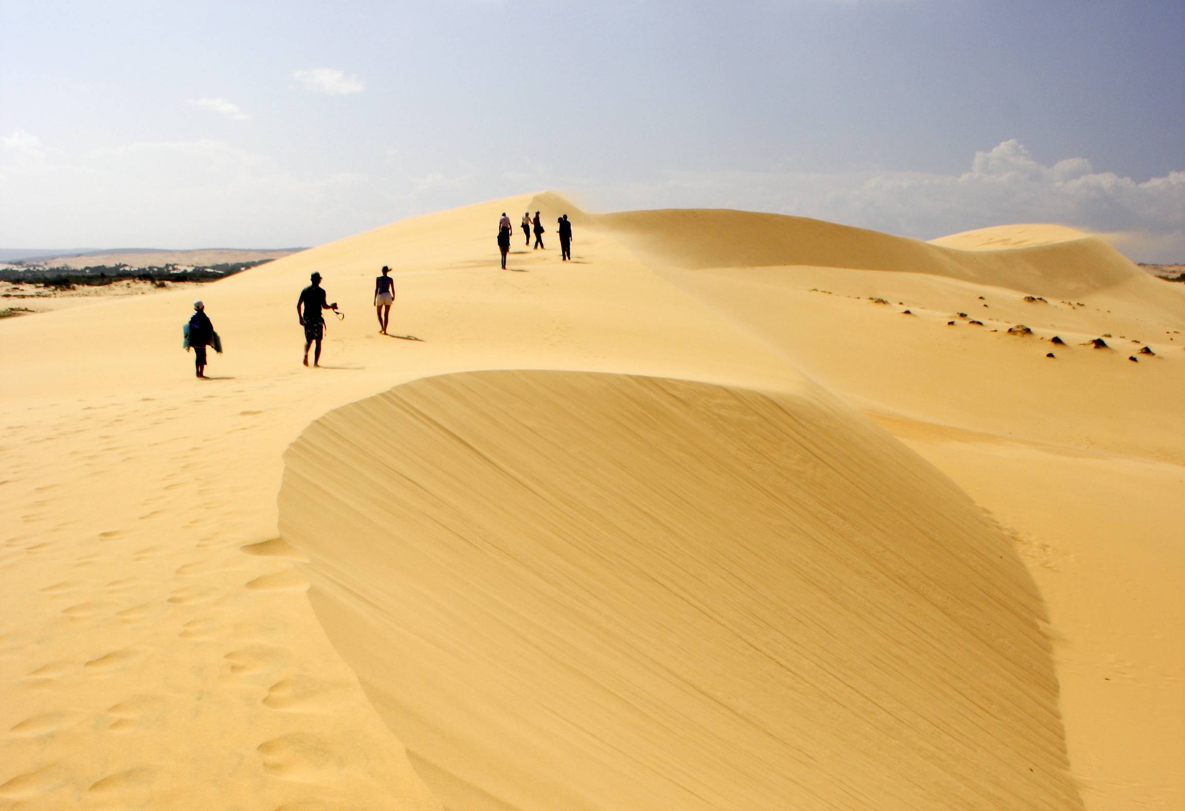 Gele zandduinen in de regio Mui Ne in Vietnam