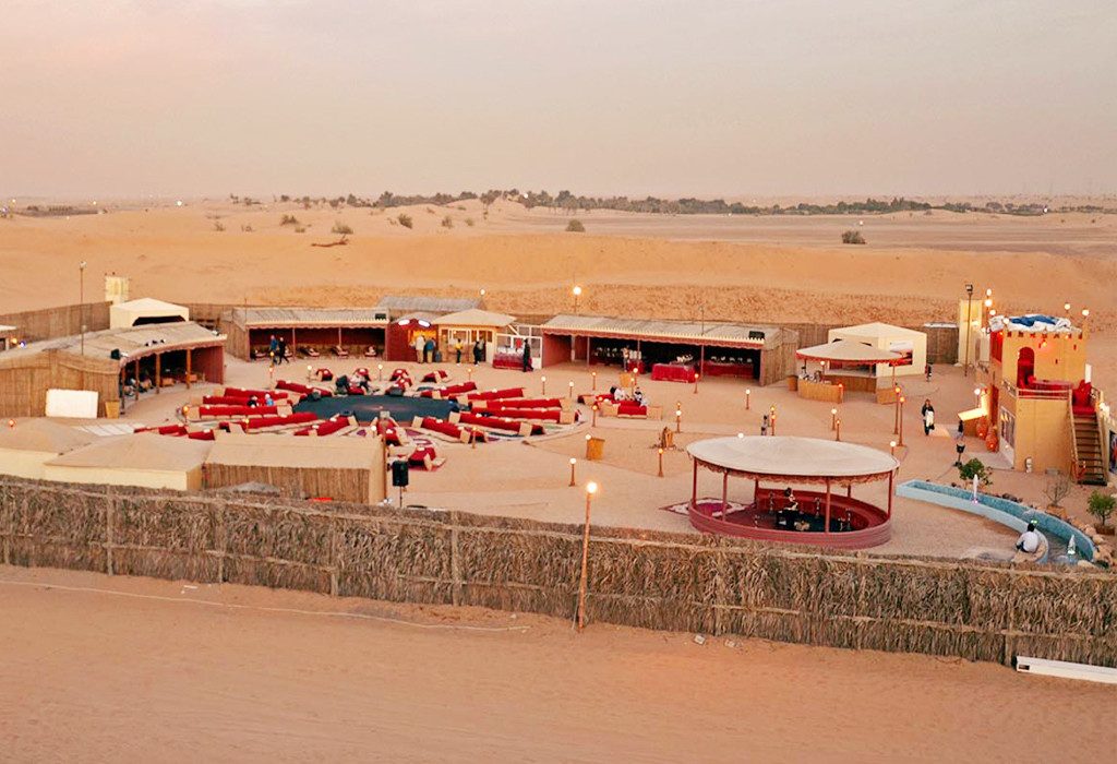 Desert jeep safari Woestijn Dubai Emiraten