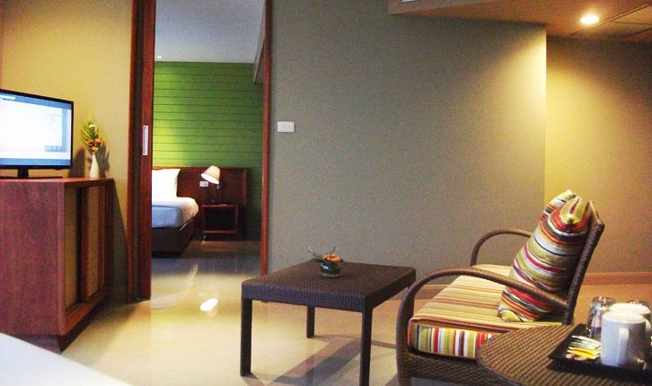 Family Suite in het Long Beach Cha Am Hotel in Thailand