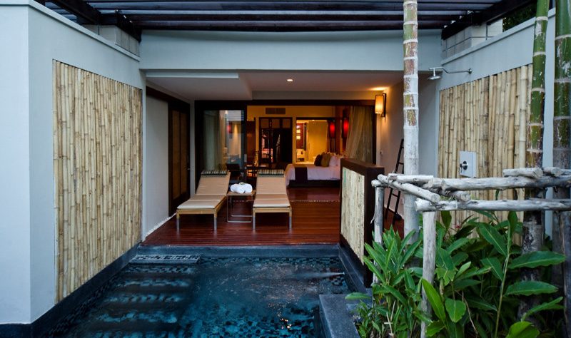 Sareeraya Suite Jacuzzi Pool Acces in het Sareeraya Villas and Suites op Koh Samui in Thailand