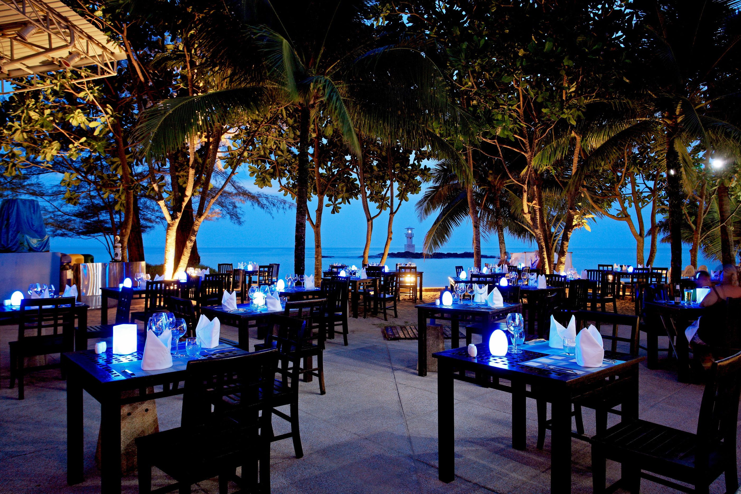 Talay Thong Restaurant in het Centara Seaview Resort in Khao Lak in Thailand