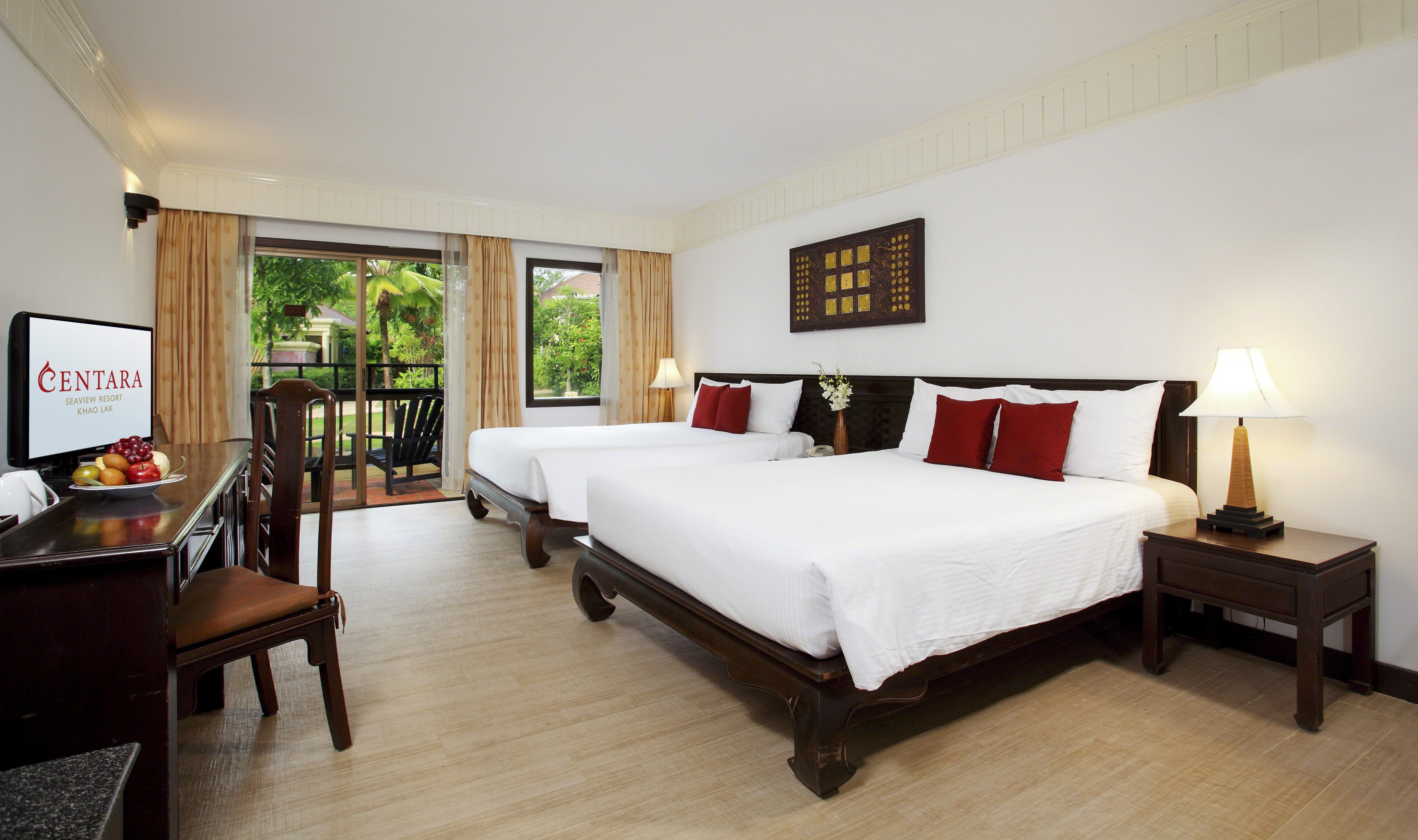 Deluxe kamer in het Centara Seaview Resort in Khao Lak in Thailand