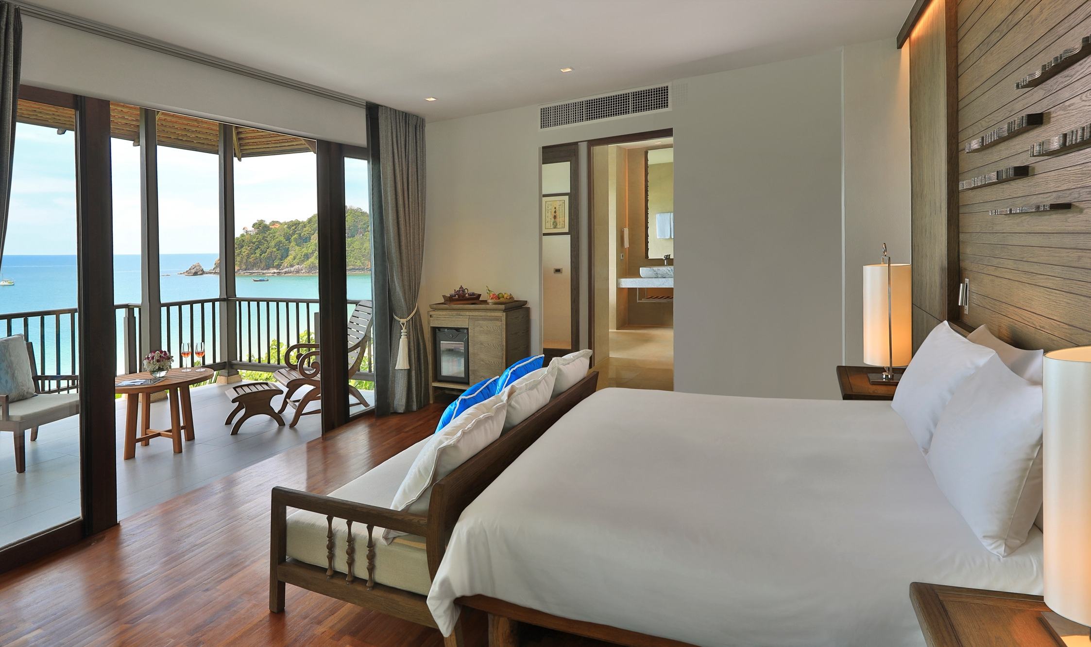 Bayfront Deluxe kamer in het Pimalai Resort op Koh Lanta in Thailand