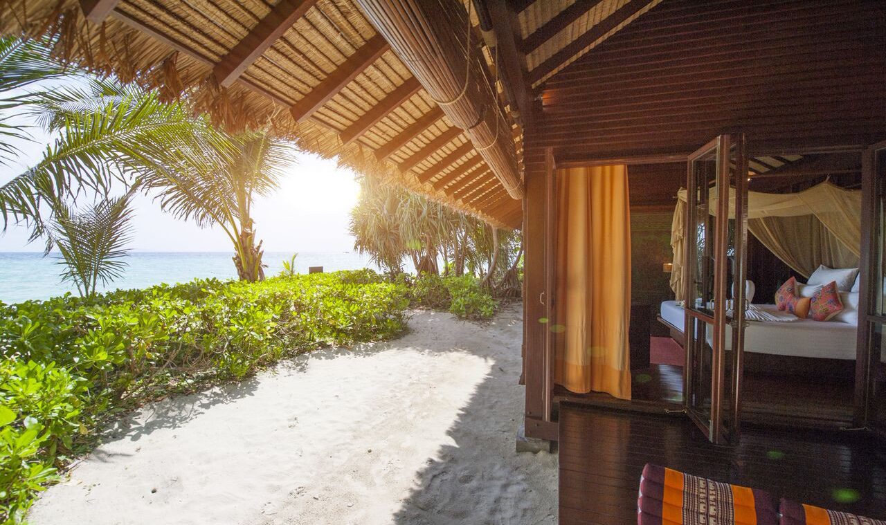 Beachfront Suite in het Zeavola op Koh Phi Phi in Thailand