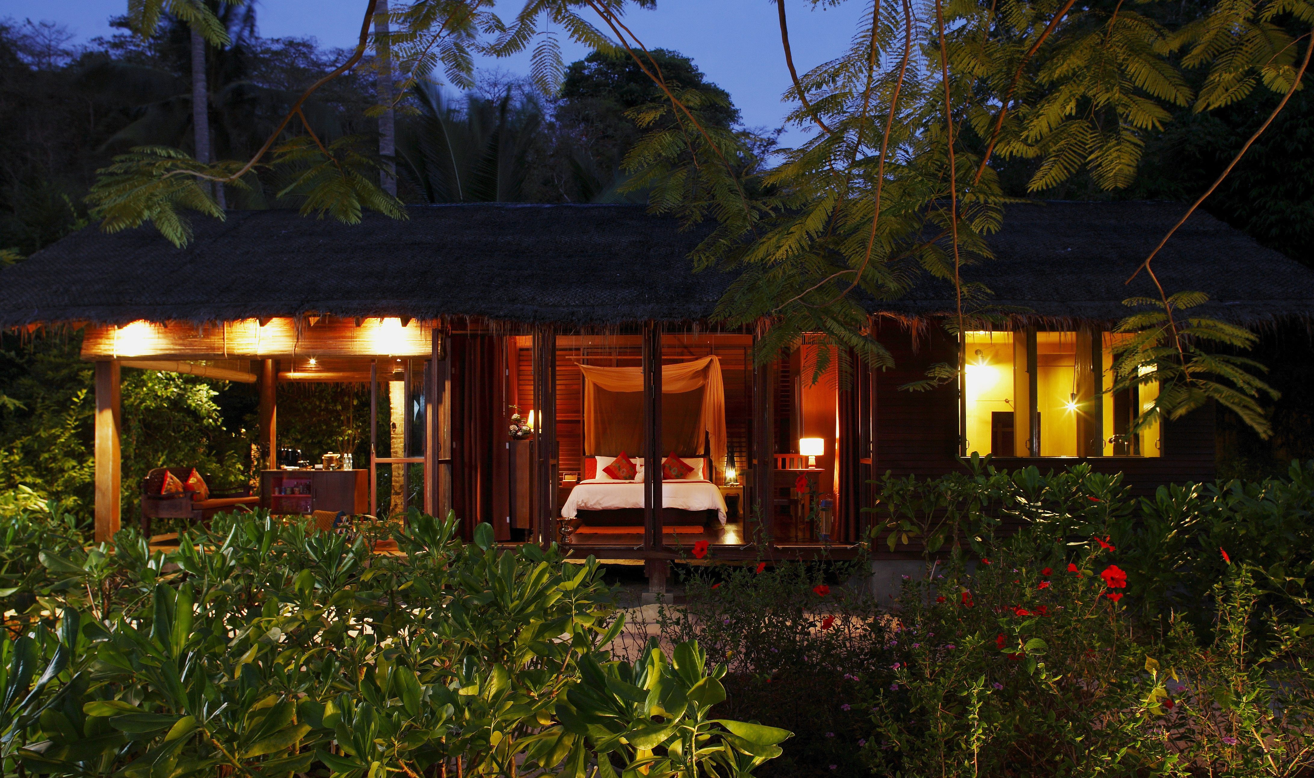 Village Suite buitenkant in het Zeavola op Koh Phi Phi in Thailand