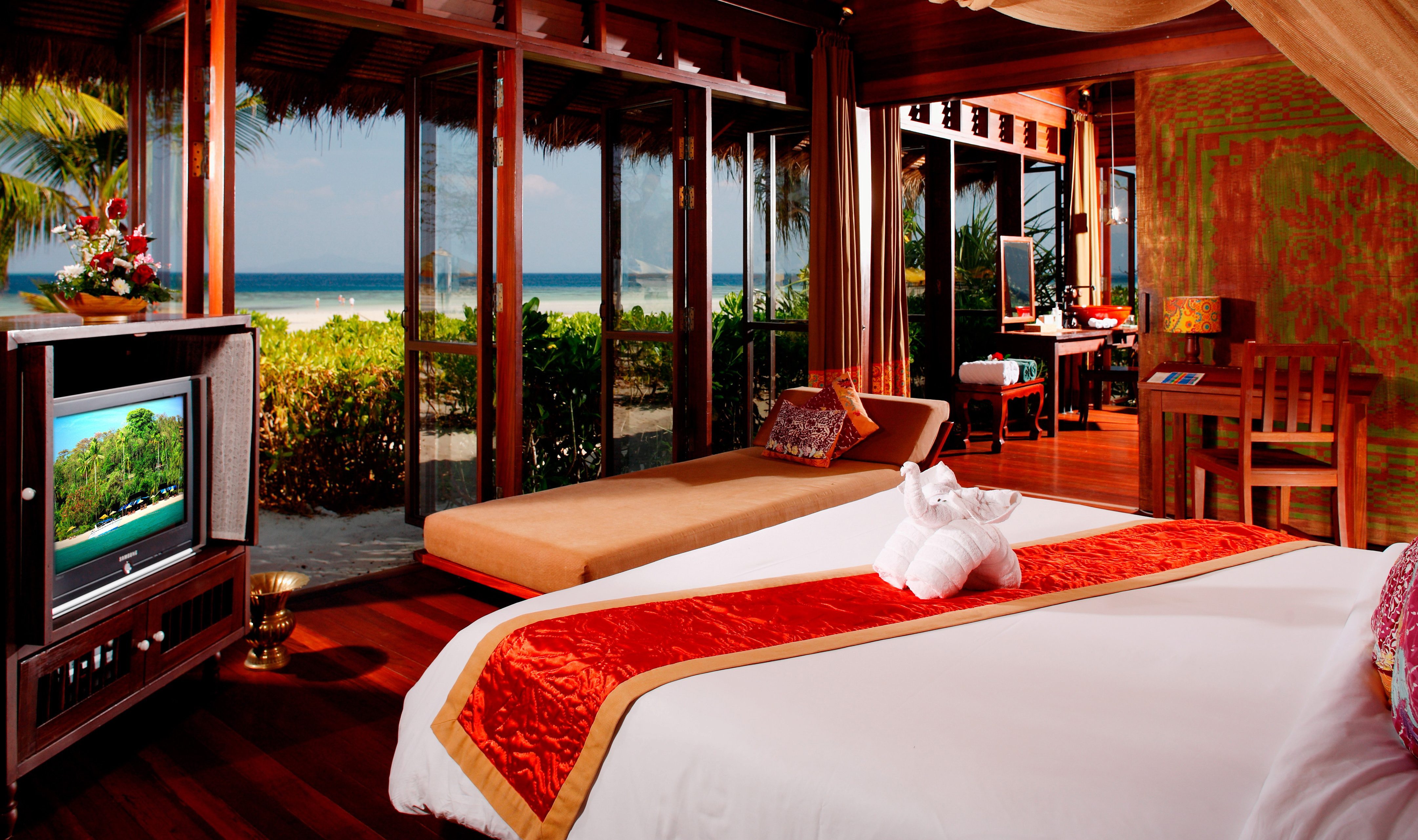 Beachfront Suite in het Zeavola op Koh Phi Phi in Thailand