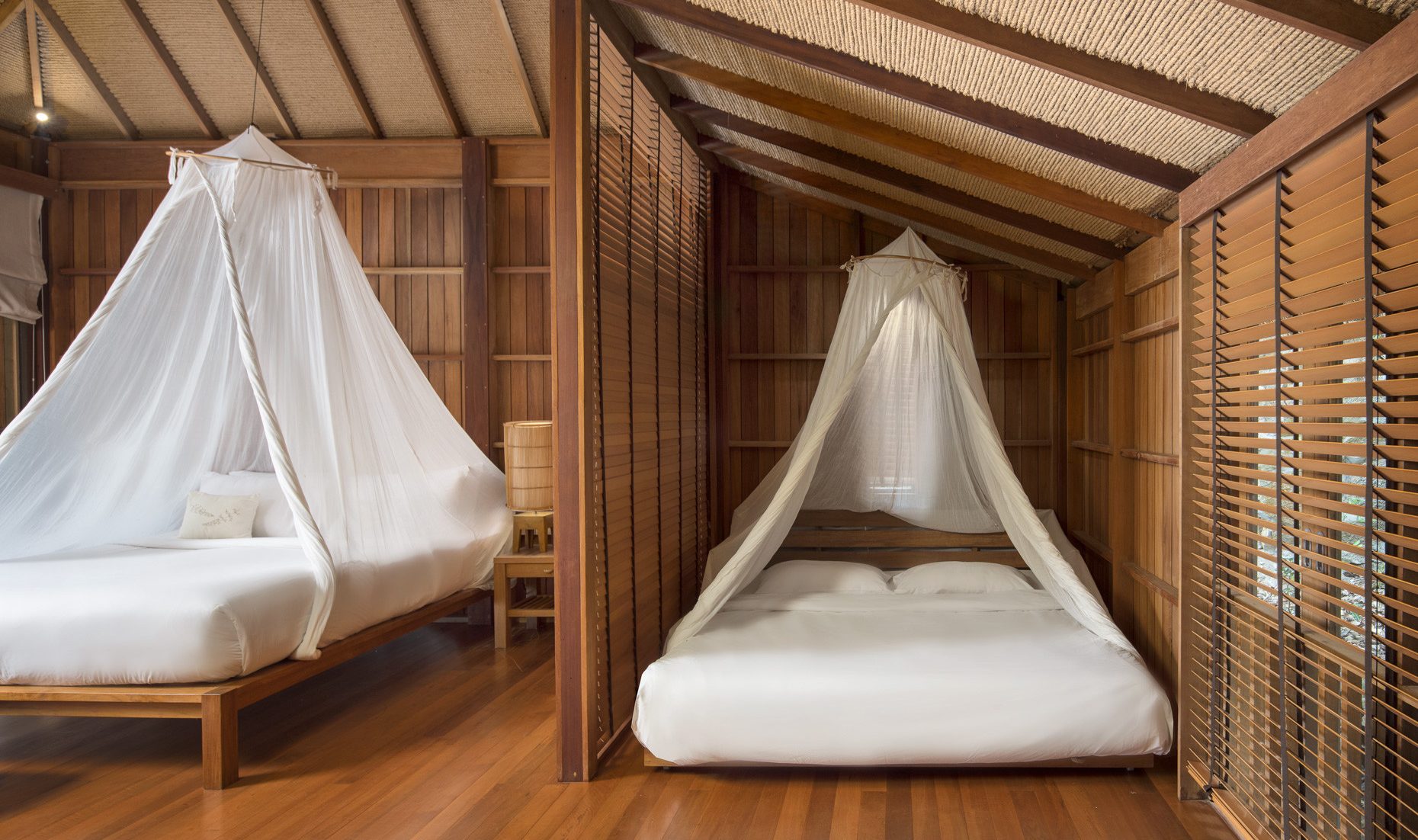 Castaway Beach Family Villa in het Haad Tien Resort op Koh Tao in Thailand