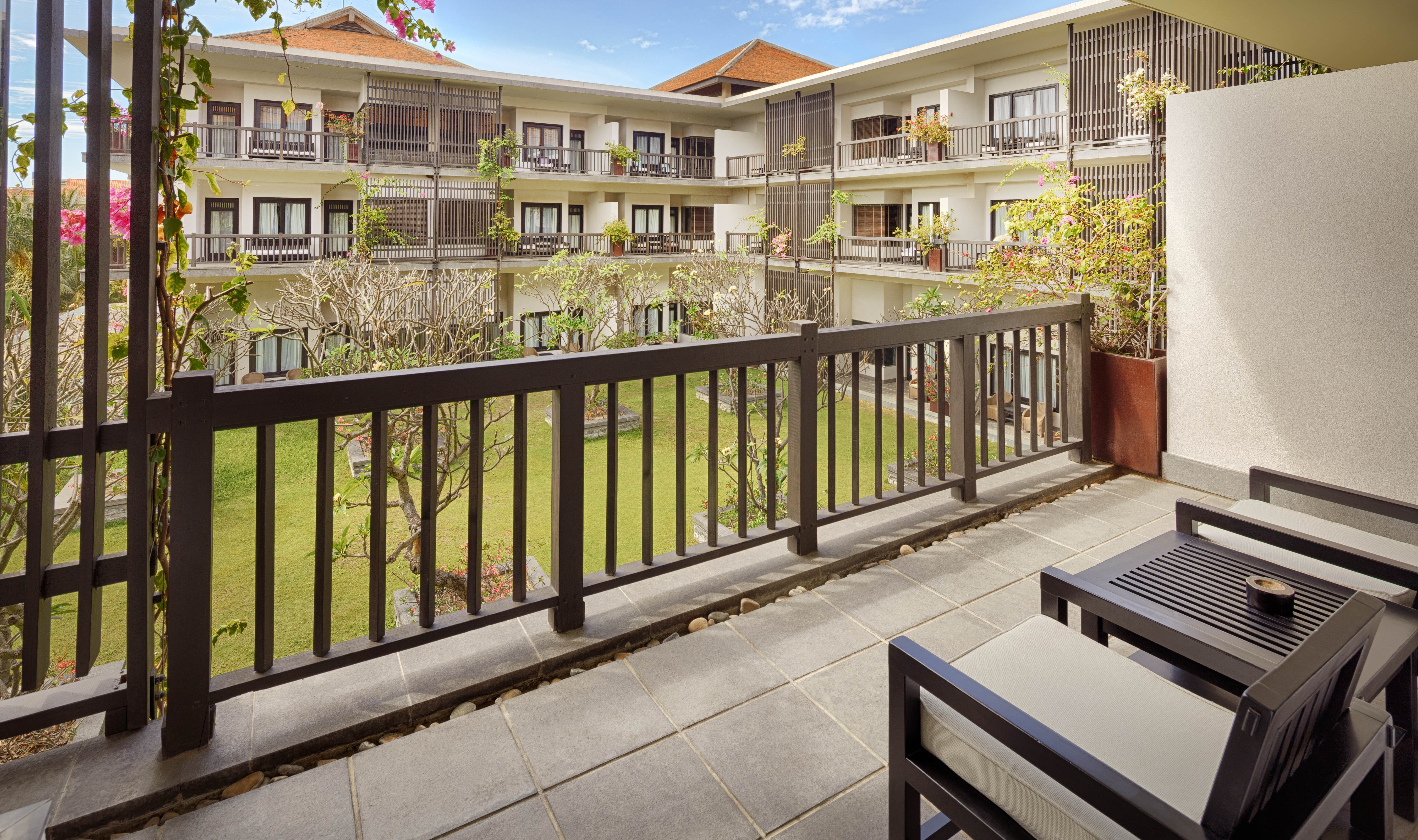 Deluxe kamer balkon in het Anantara Mui Ne in Vietnam