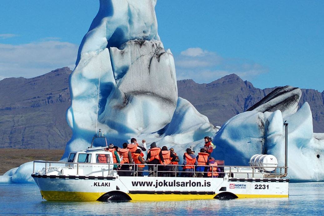 Amfibieboot tour op het Jökulsárlón Glacier Lagoon IJsland
