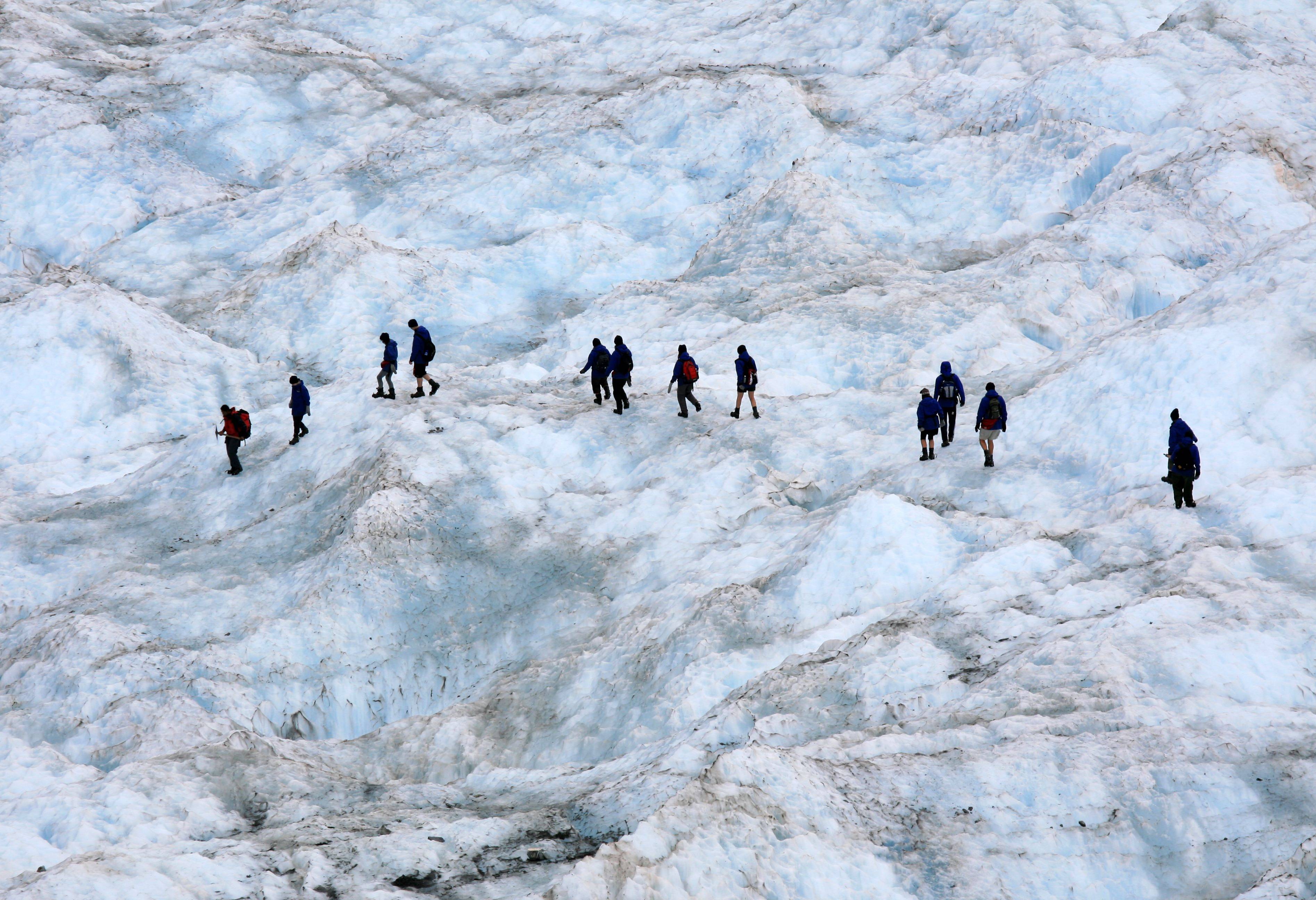Wandelen op de Franz Josef gletsjer in Nieuw-Zeeland