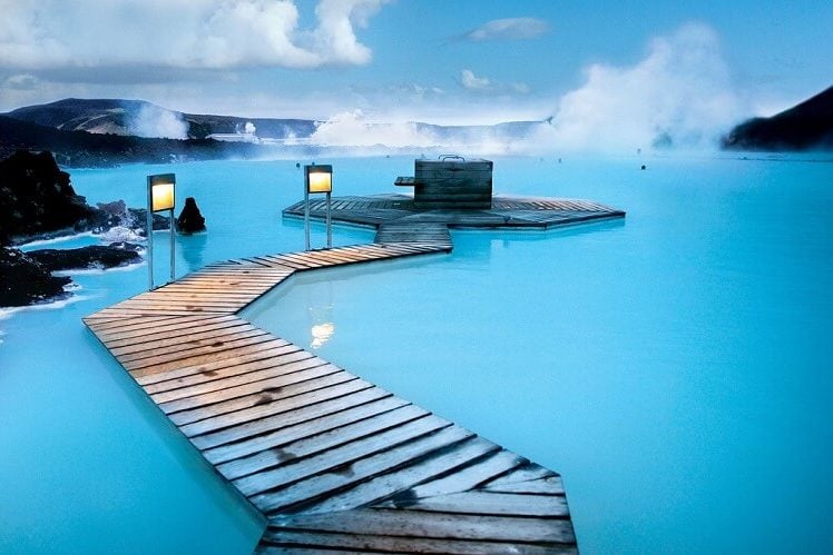 blue lagoon ijsland