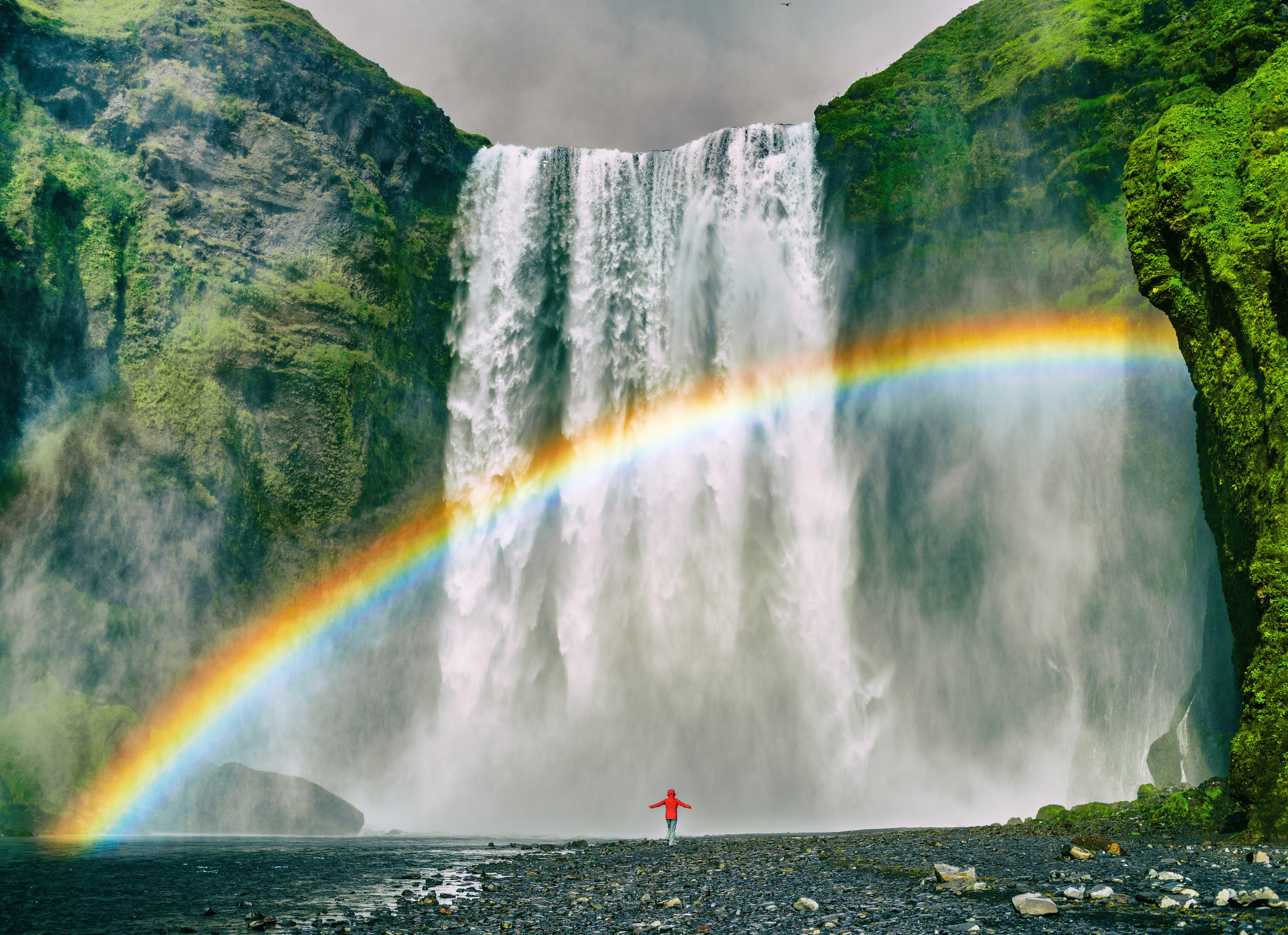 Waterval Skógafoss in IJsland