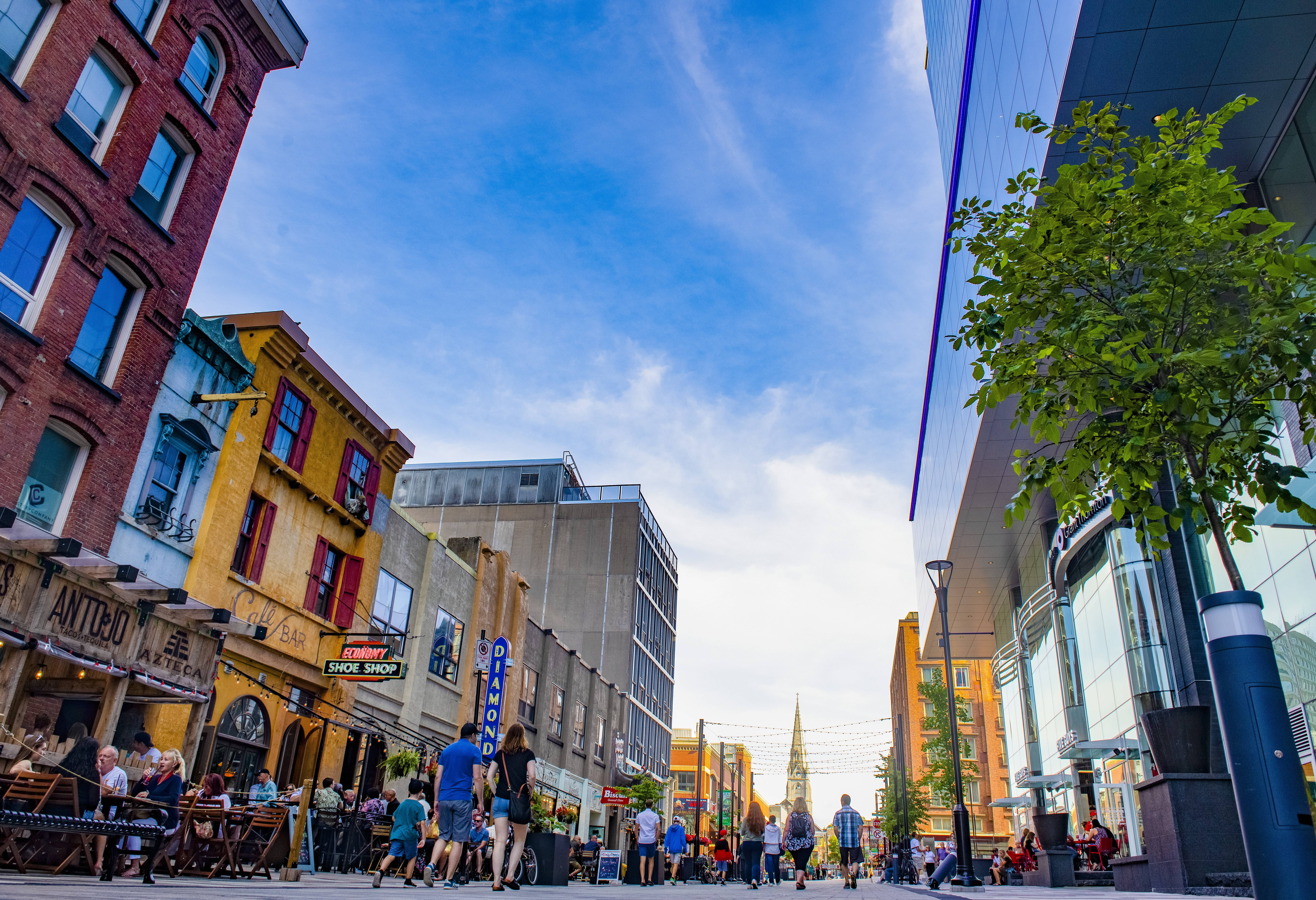 canada-nova-scotia-halifax-argyle-street-waterfront