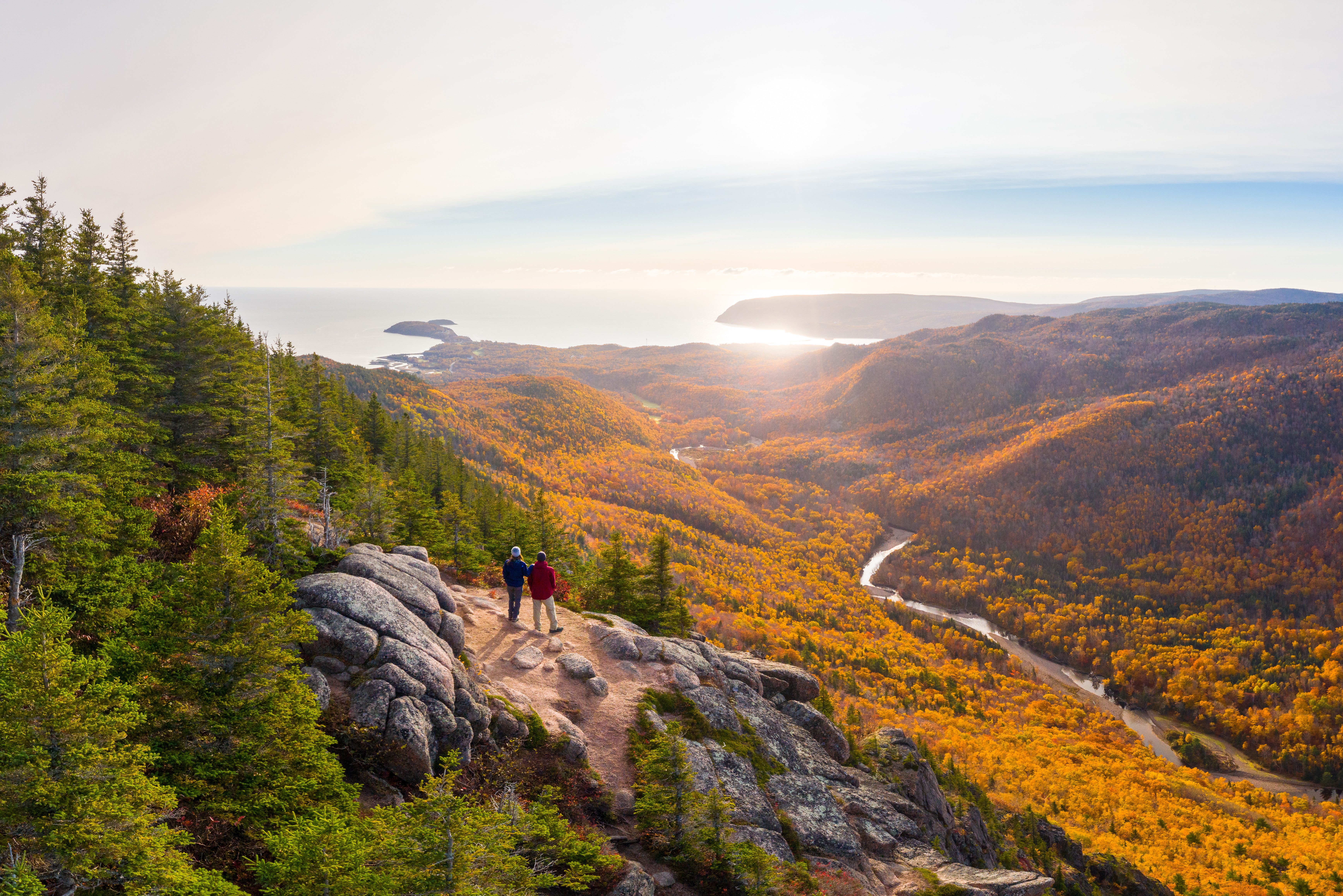 canada-nova-scotia-cape-breton-island-franey-mooi-uitzicht-indian-summer