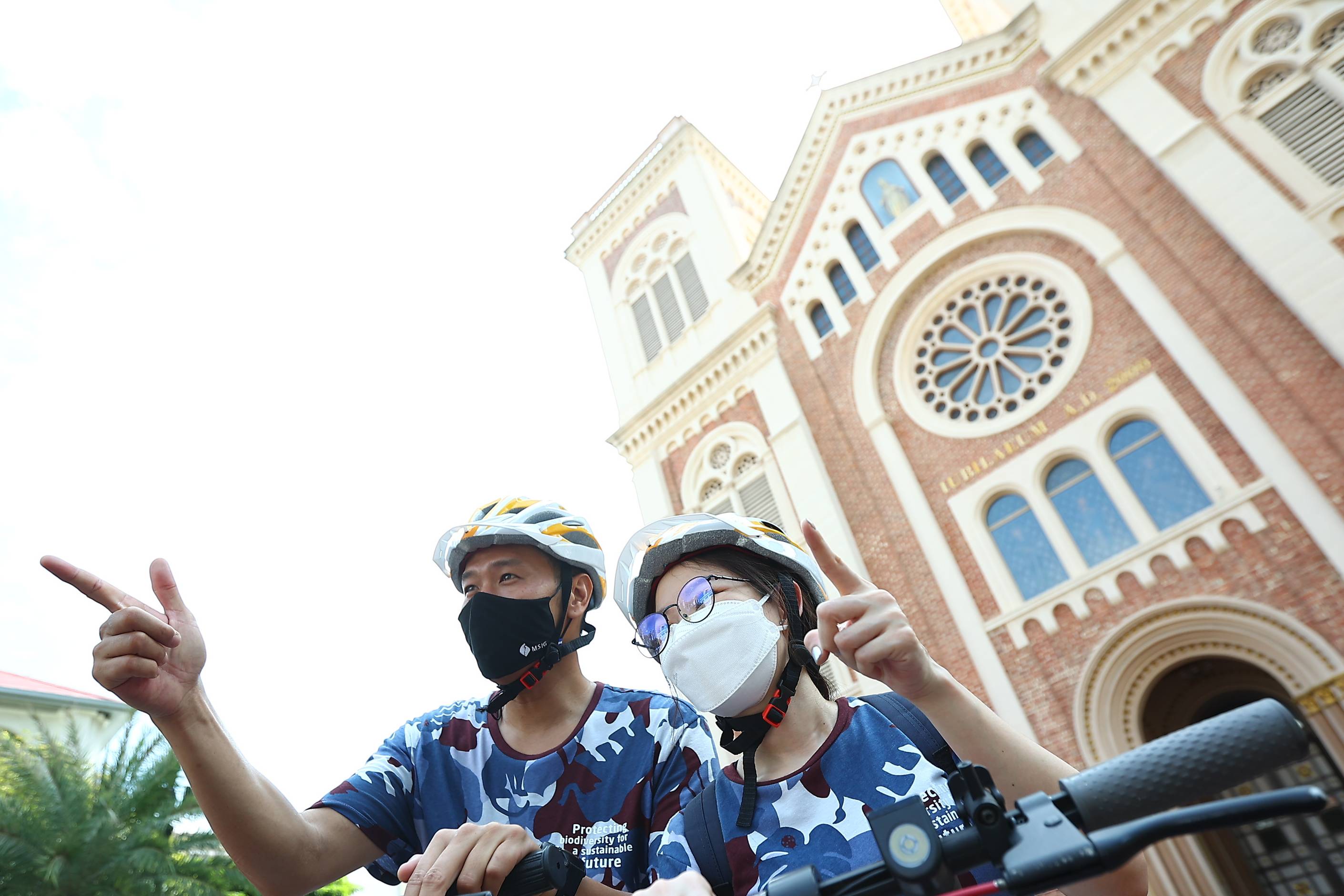 Oude centrum van Bangkok verkennen per e-step in Thailand