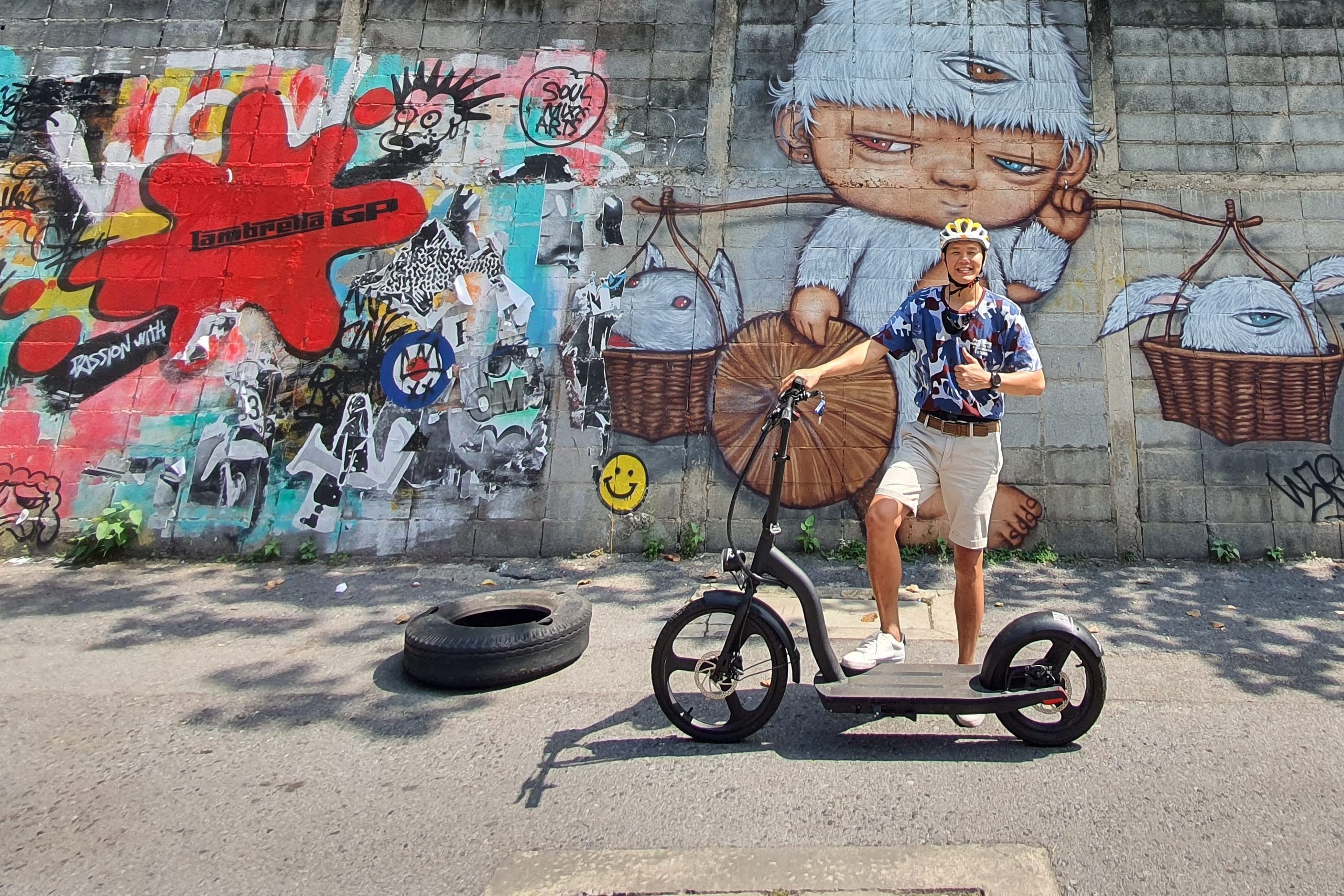 E-step tour door Bangkok streetart tour