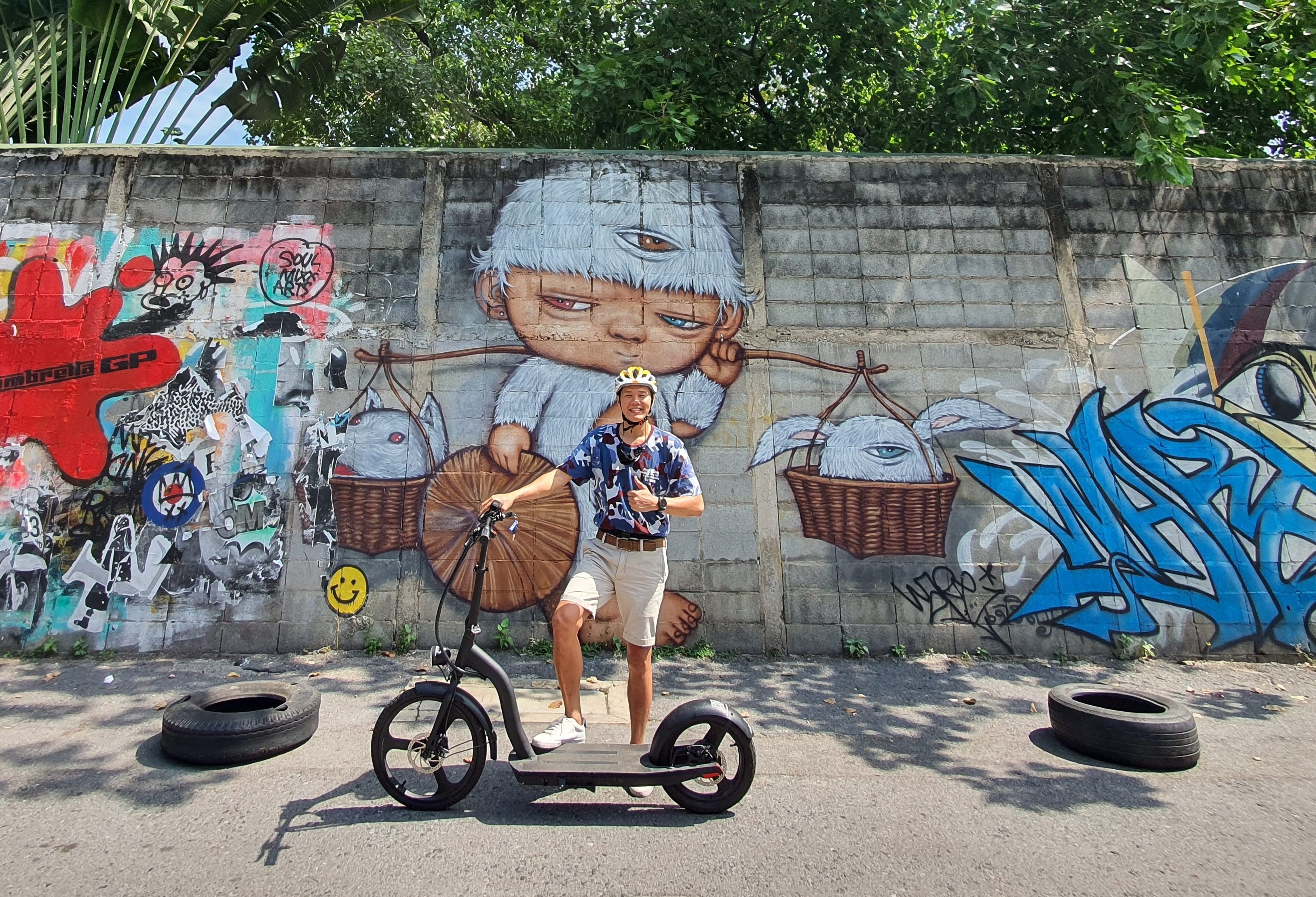 E-step tour door Bangkok in Thailand