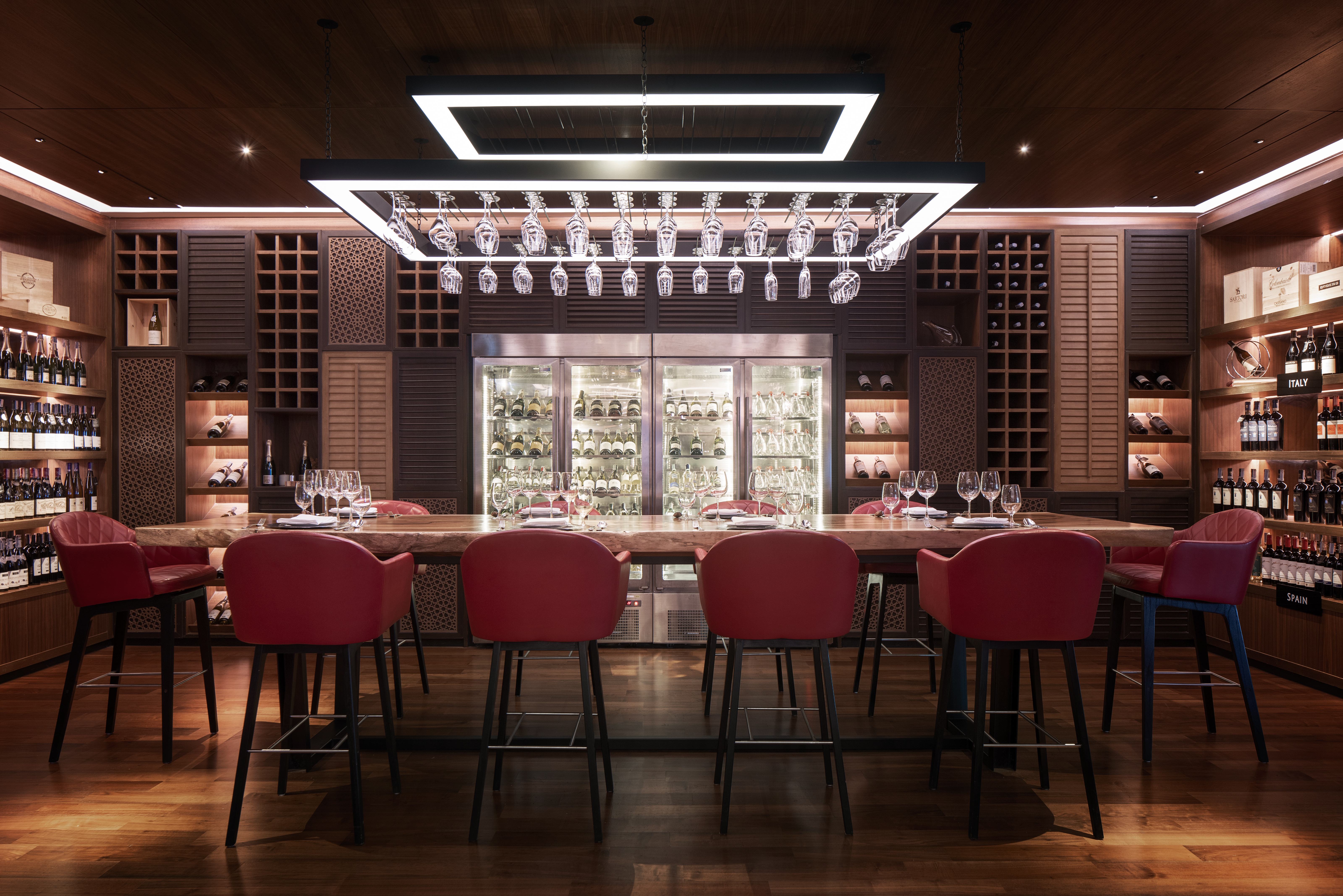 Thailand Bangkok Amari Watergate hotel wijnceller