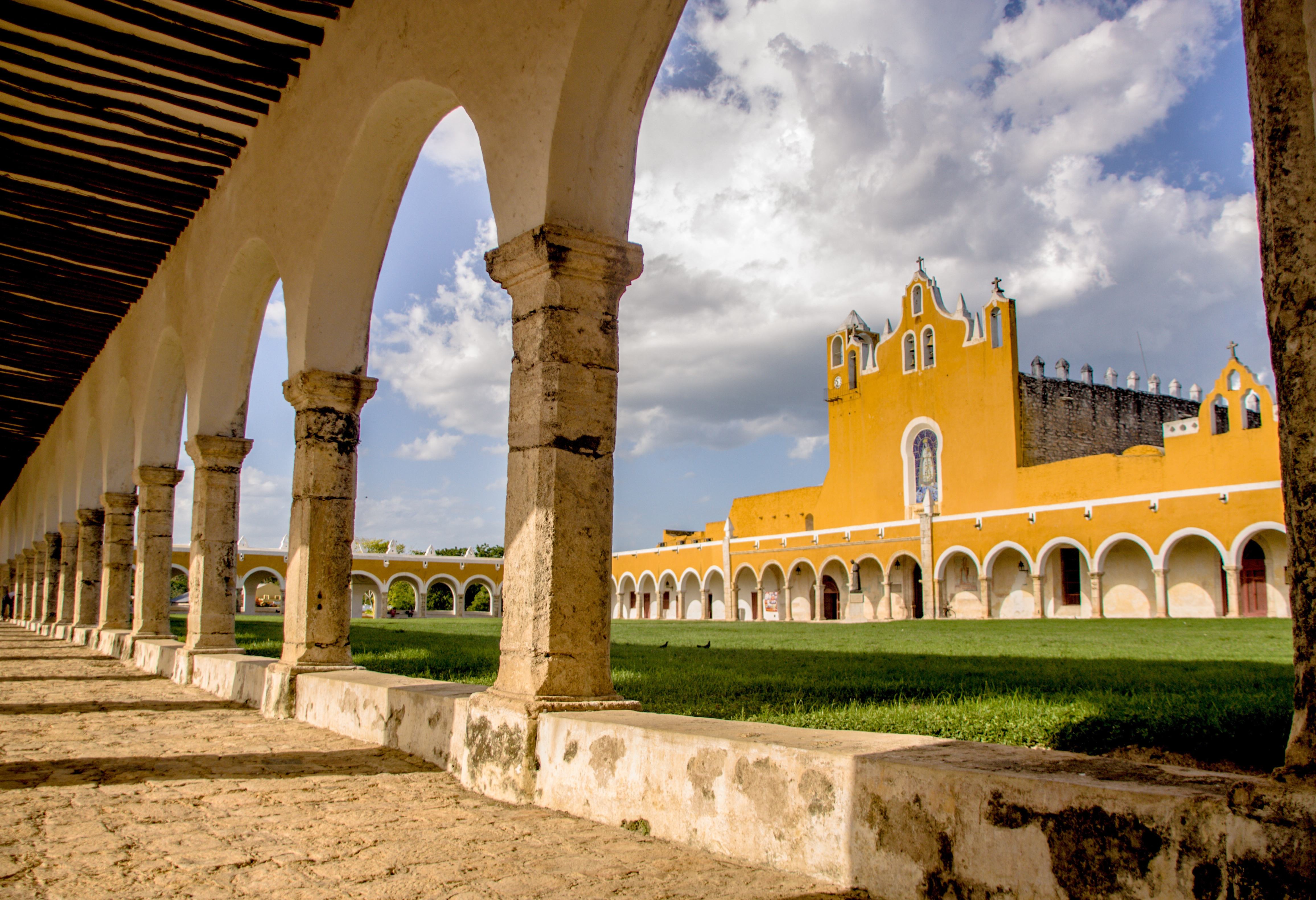 Klooster van Izamal in Yucatan
