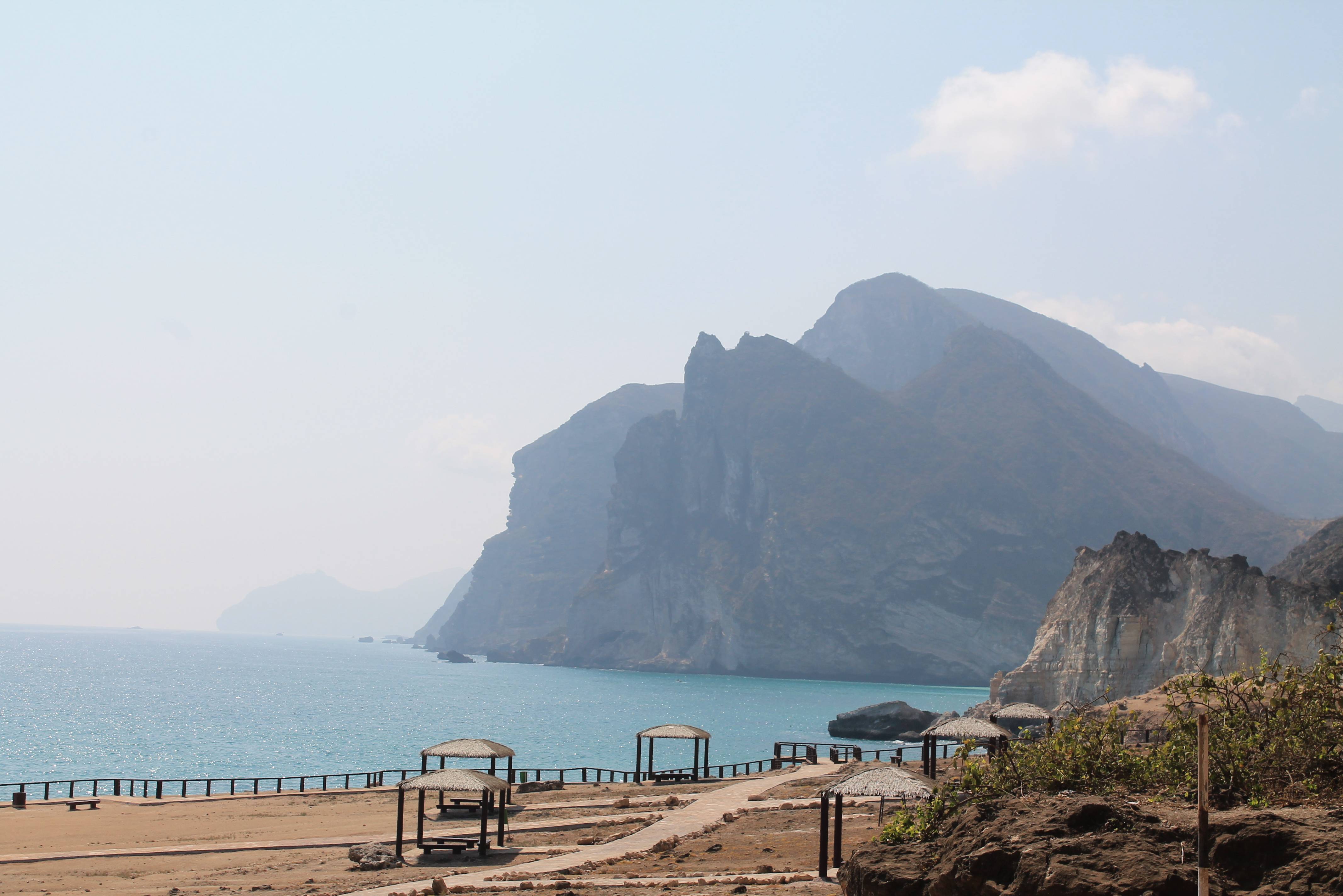 Kust nabij Mughsayl in Dhofar Oman