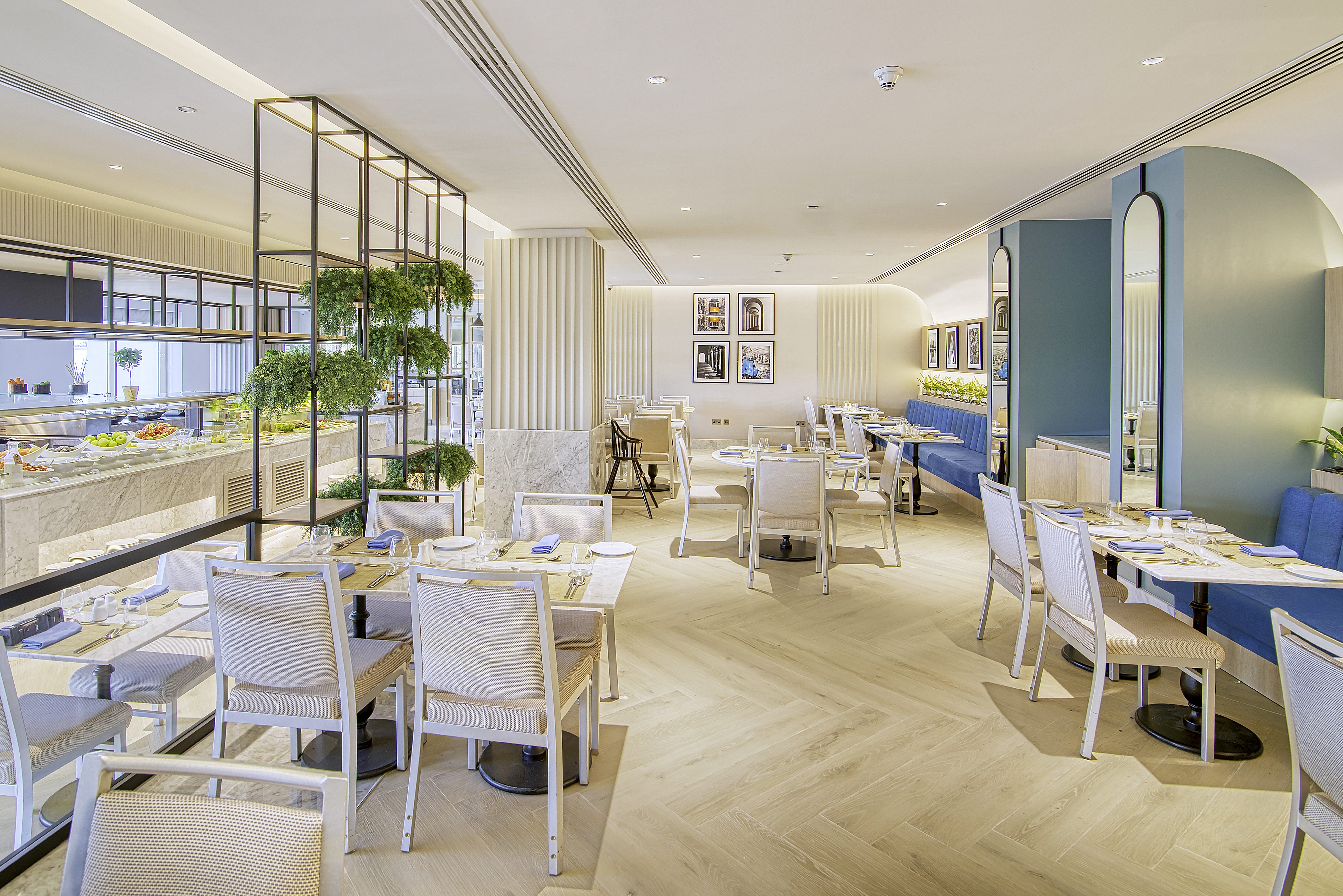 Radisson Blu Hotel Abu Dhabi Corniche restaurant