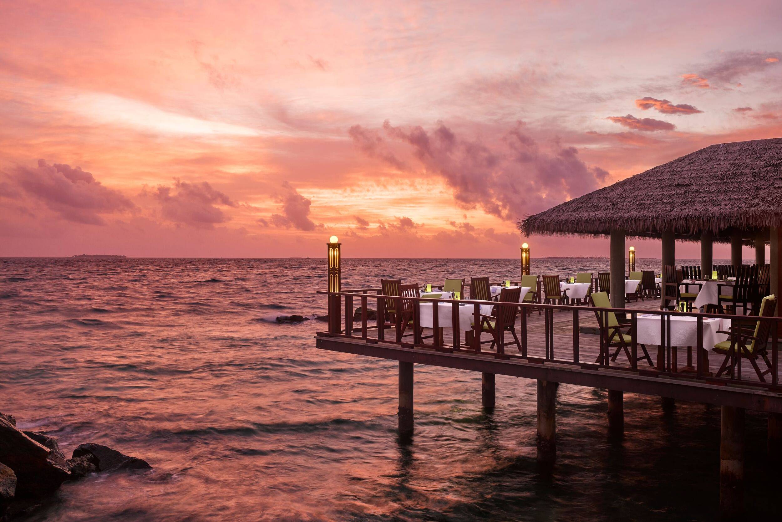 Malediven Villa Nautica Paradise Island restaurant