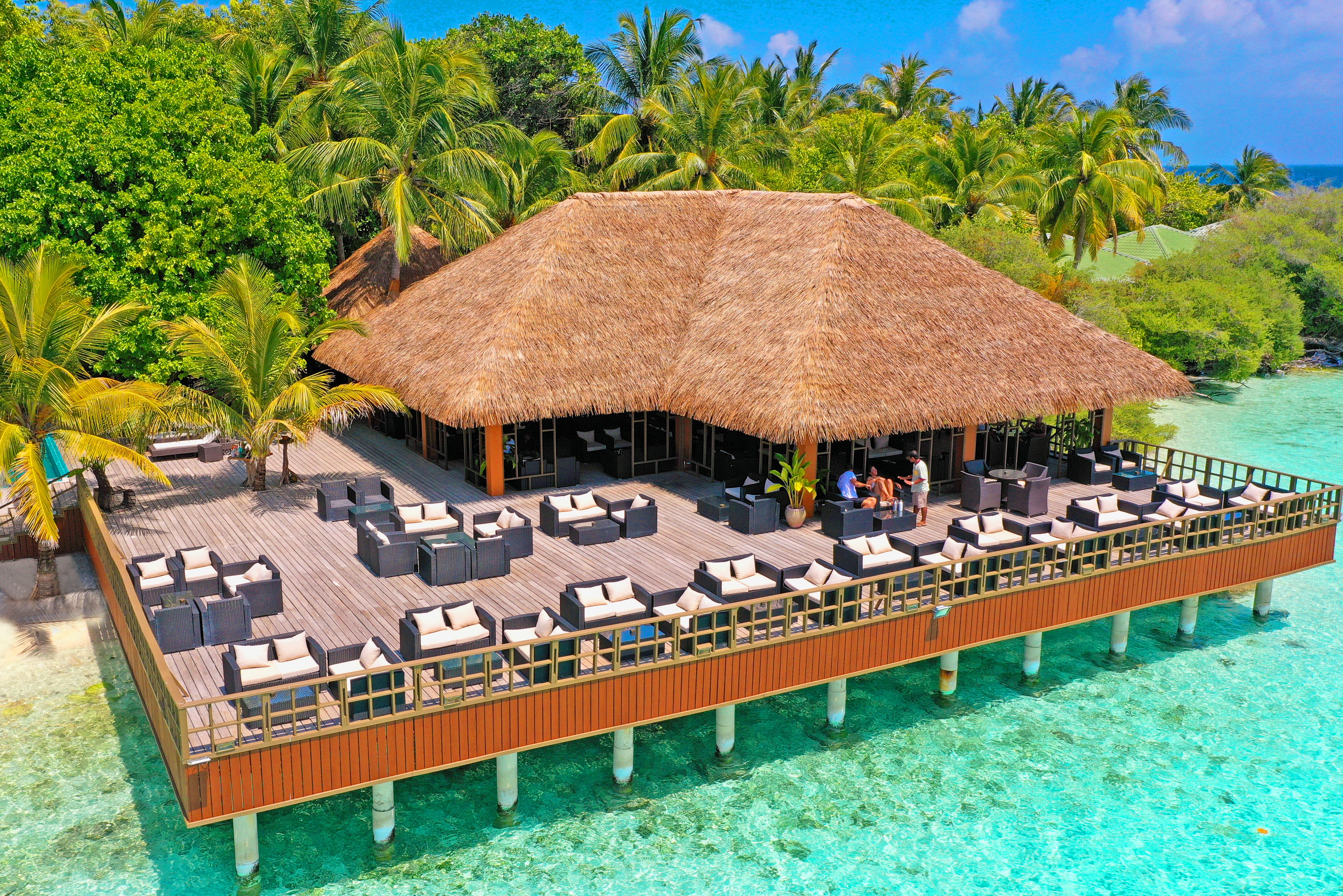 malediven eriyadu eiland blitz bar