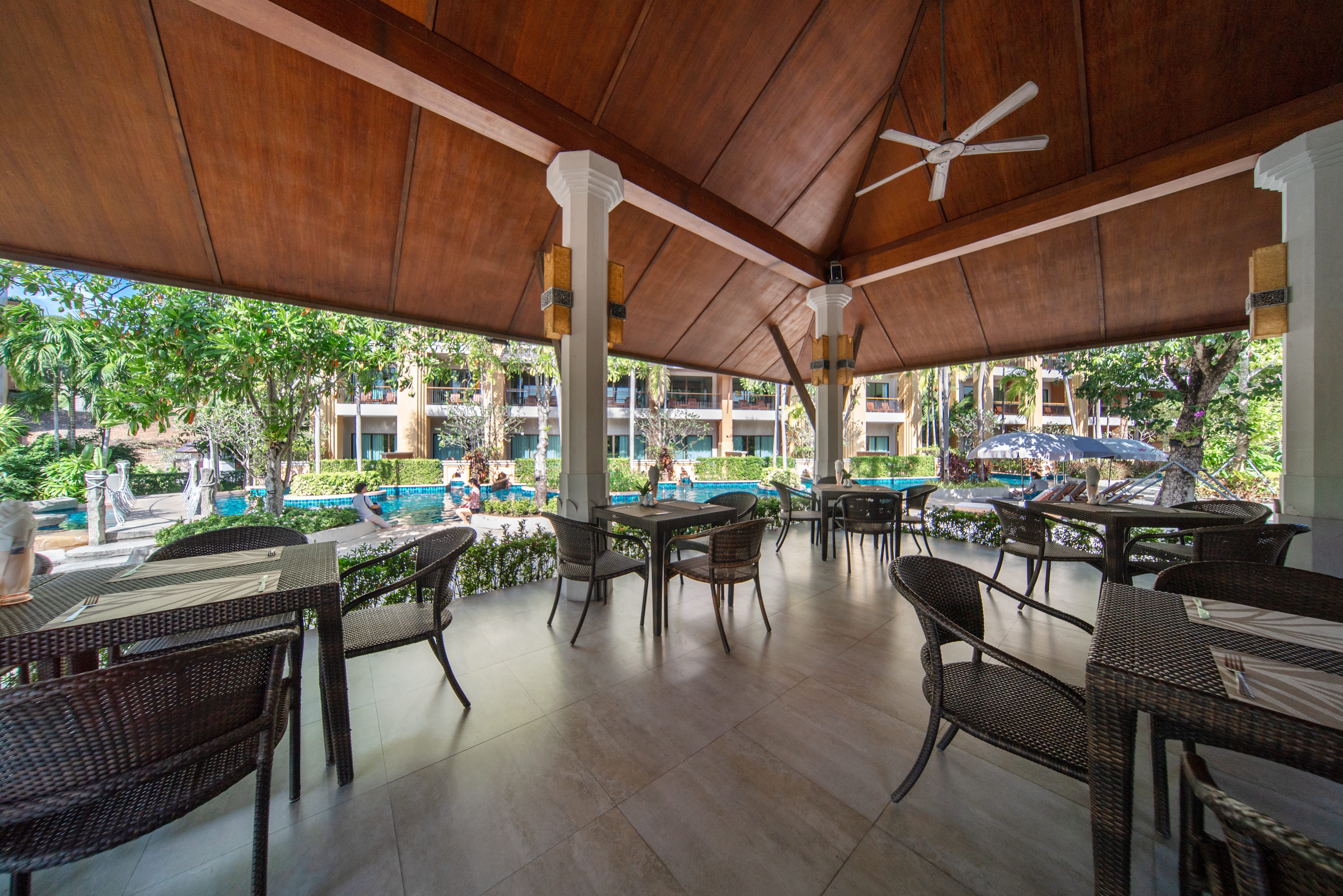 Thailand Phuket Rawai Palm Beach Resort restaurant