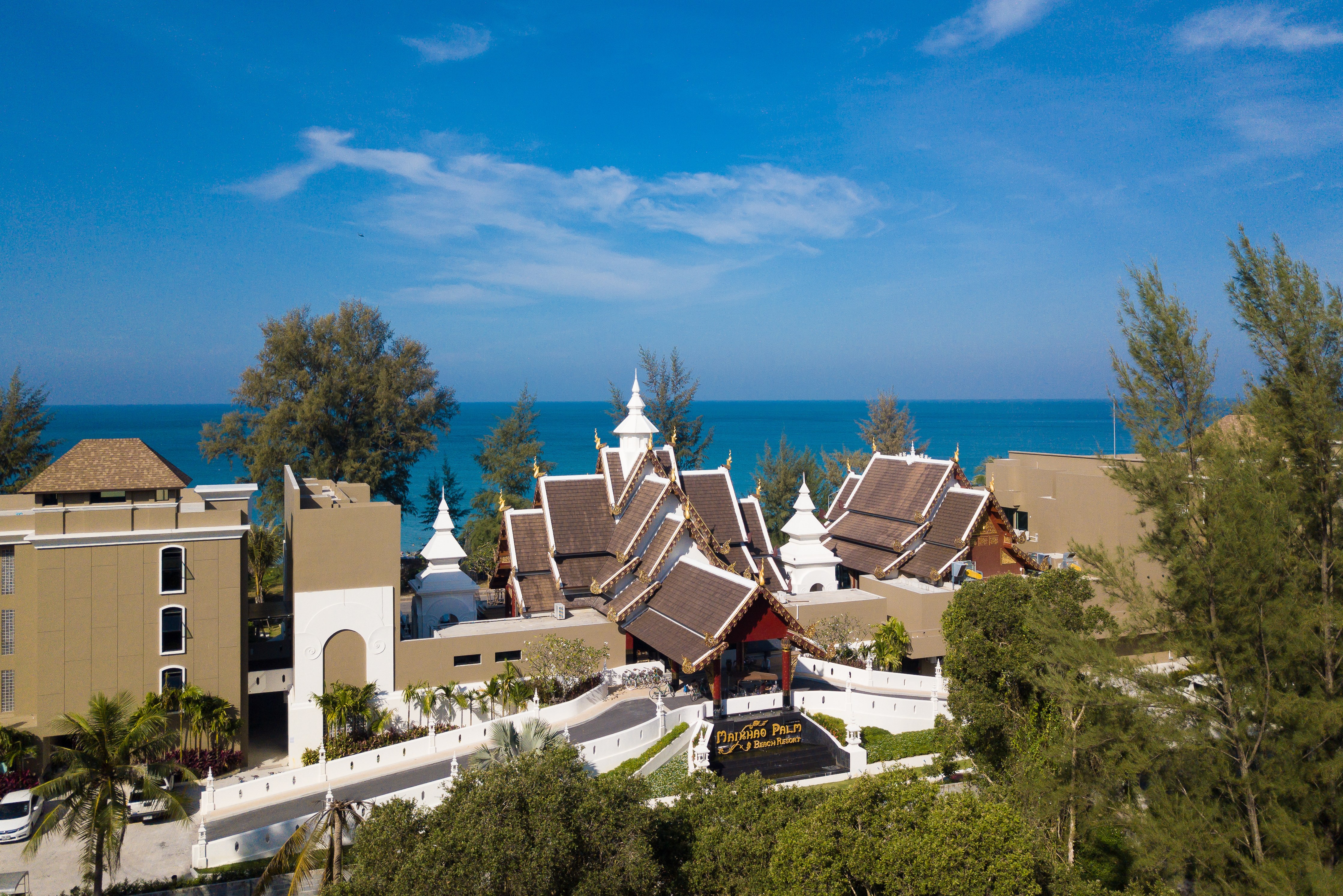 Thailand Phuket Mai Khao Maikhao Palm Beach Resort entree