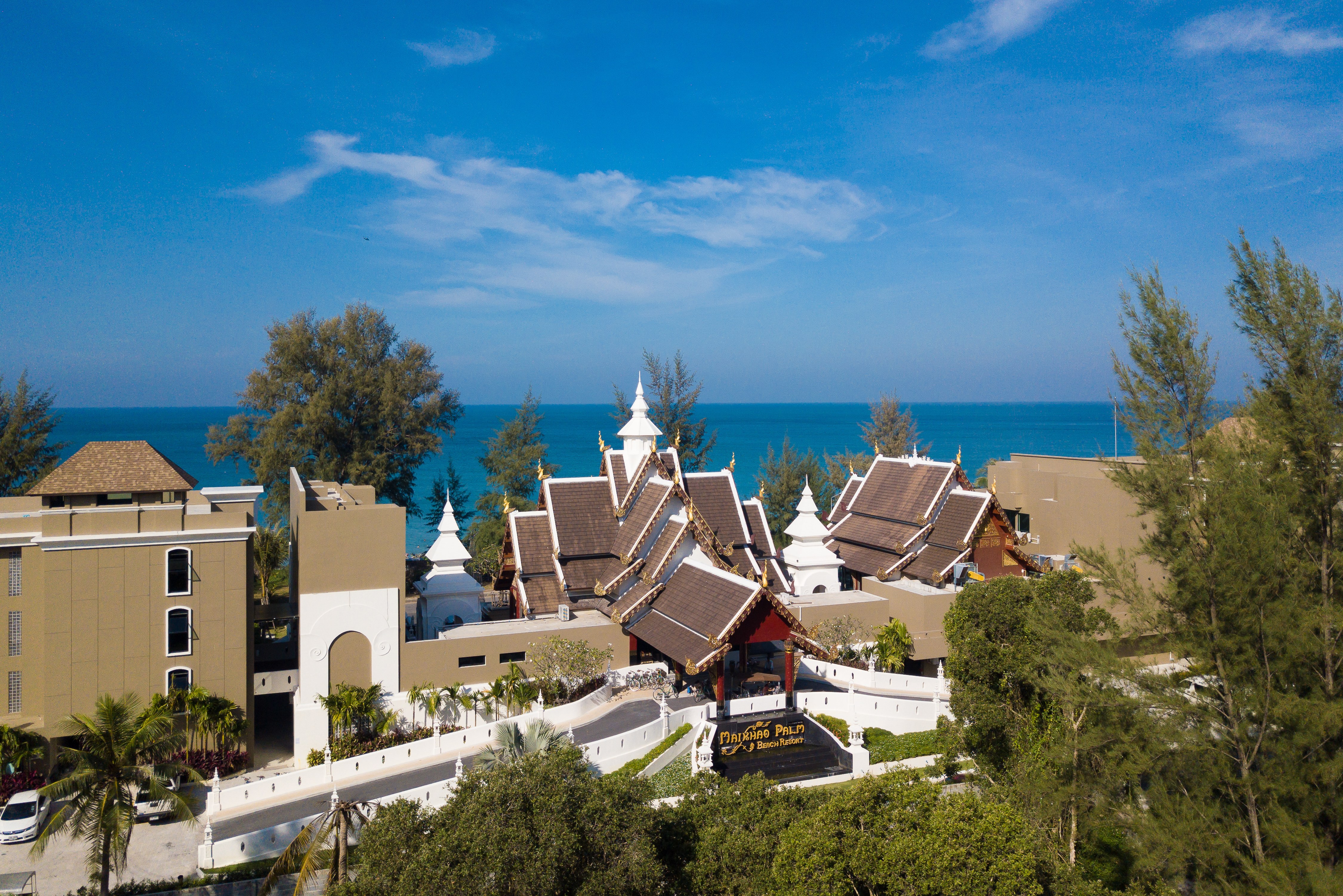 Thailand Phuket Mai Khao Maikhao Palm Beach Resort entree