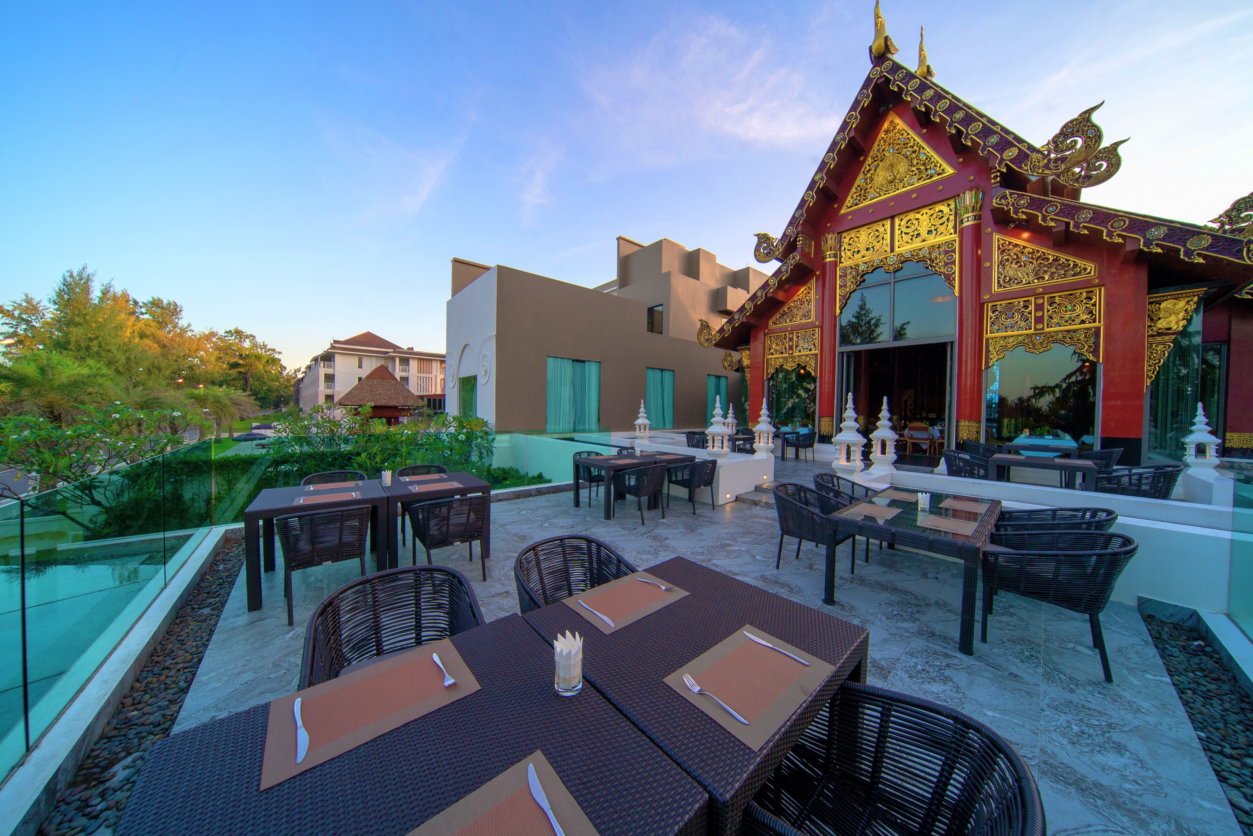 Thailand Phuket Mai Khao Maikhao Palm Beach Resort restaurant