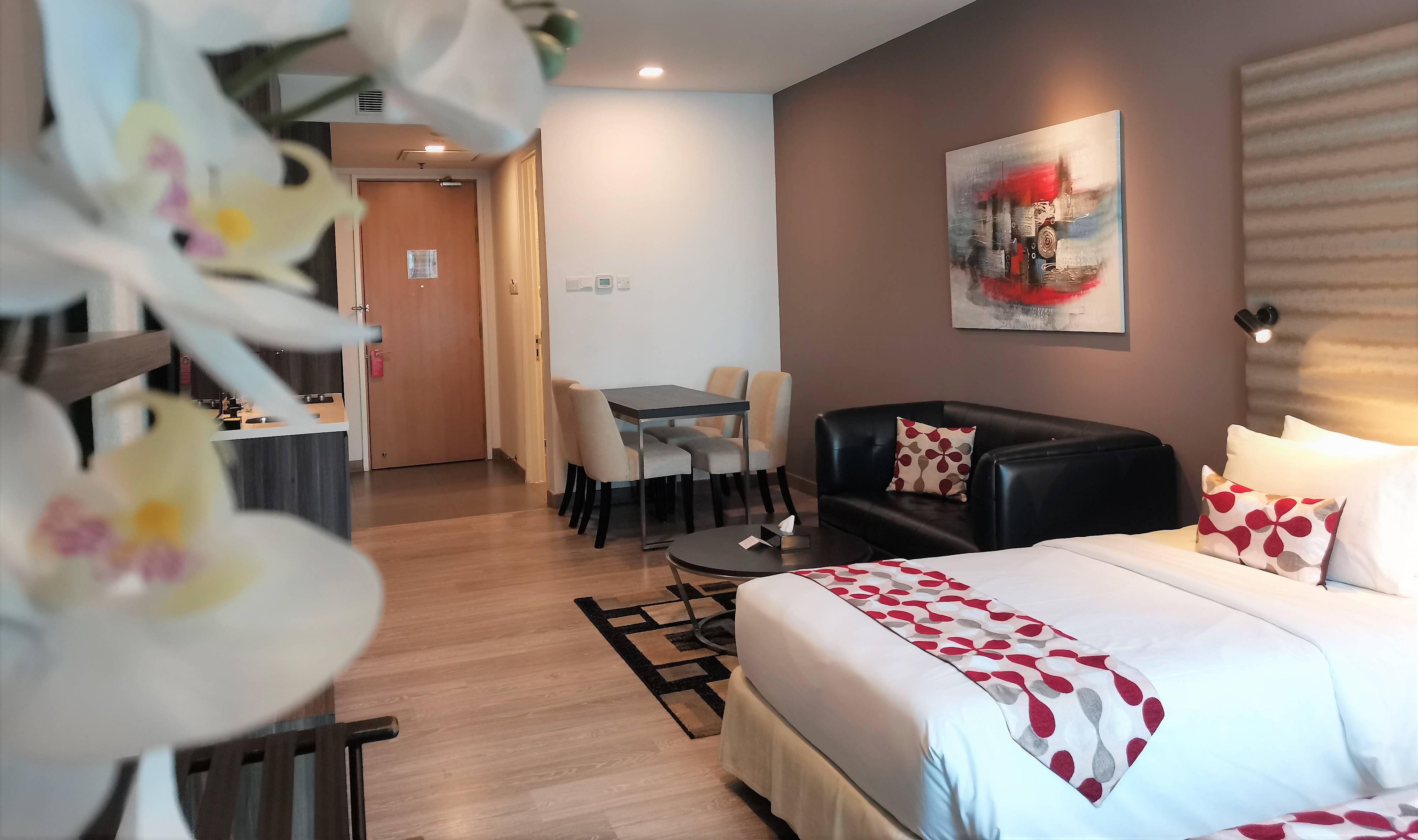 Maleisië-Kuala-Lumpur-Ramada-KLCC-Two-Bedroom-Suite-2