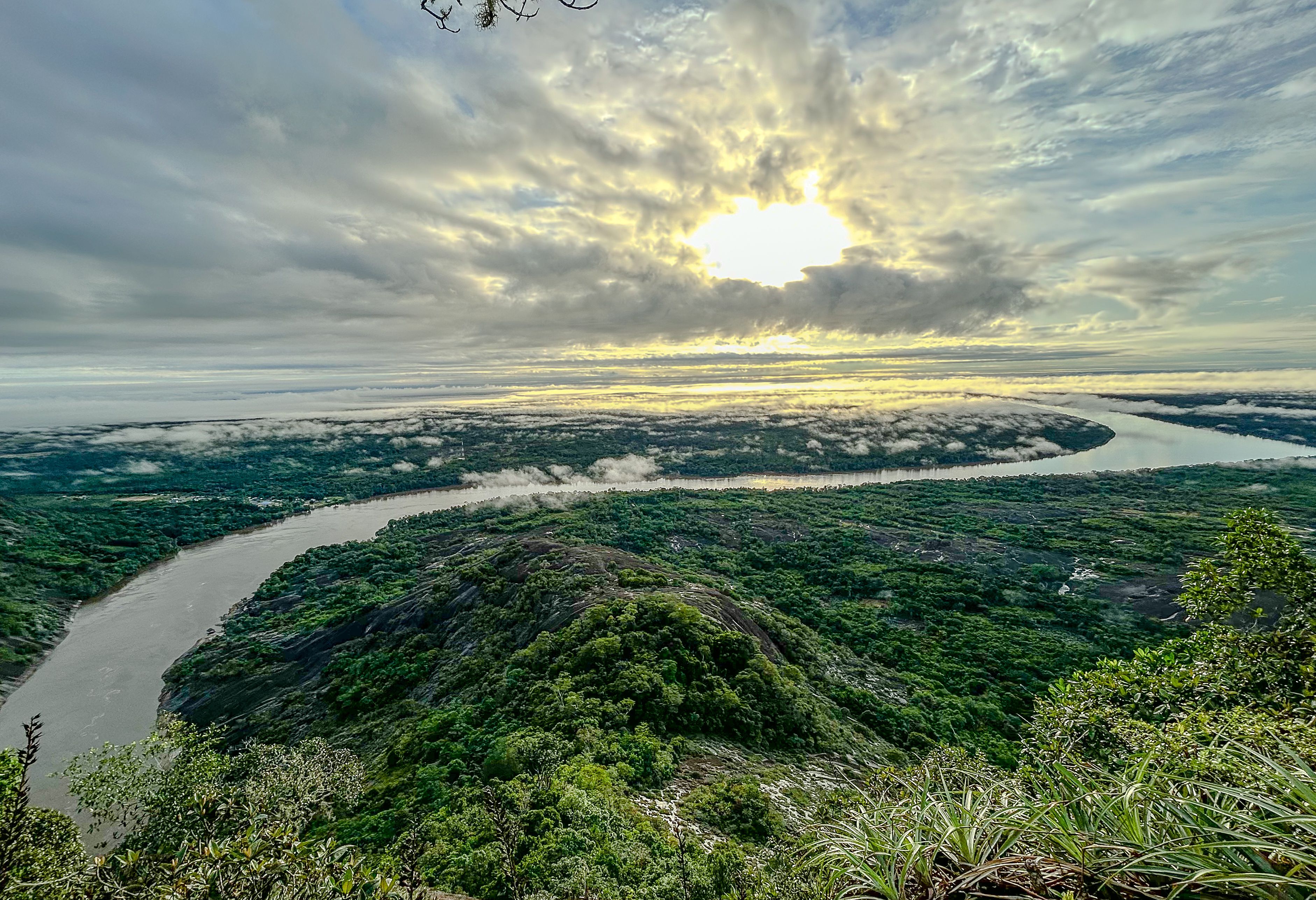 Guainia rivier in Colombia