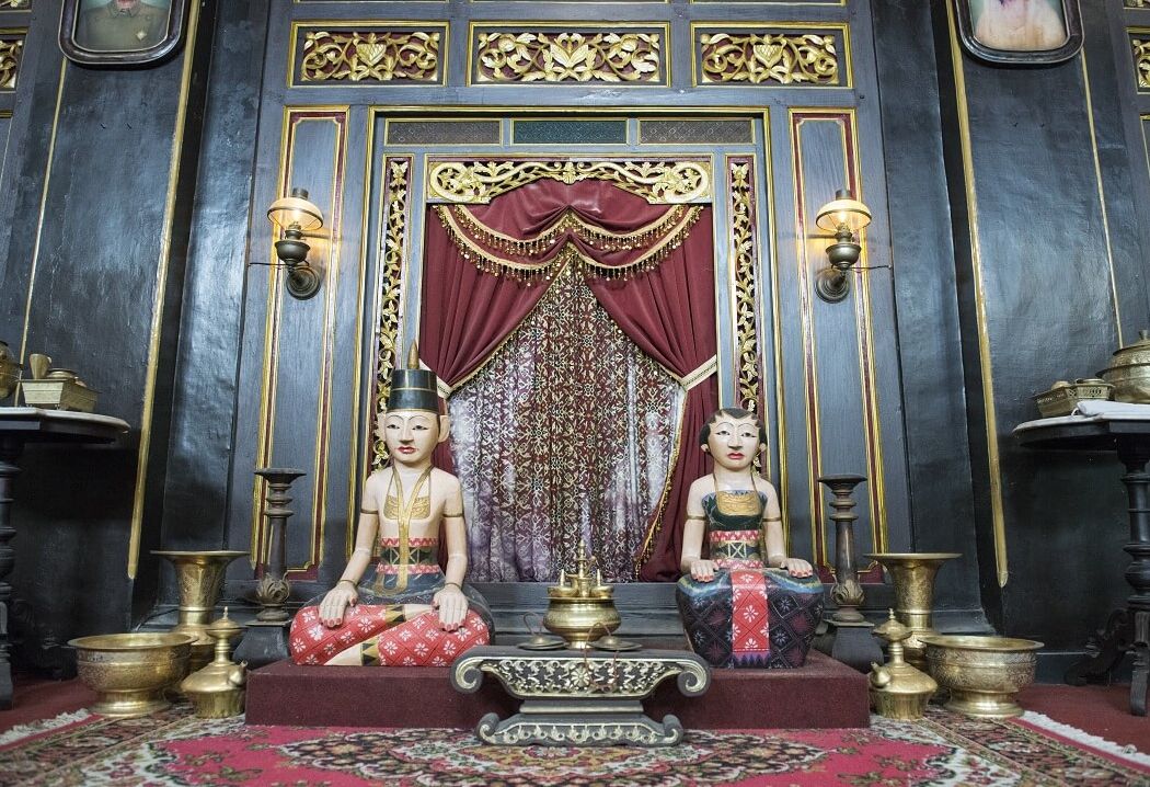 Decoratie in het sultanspaleis in Solo op Java in Indonesie